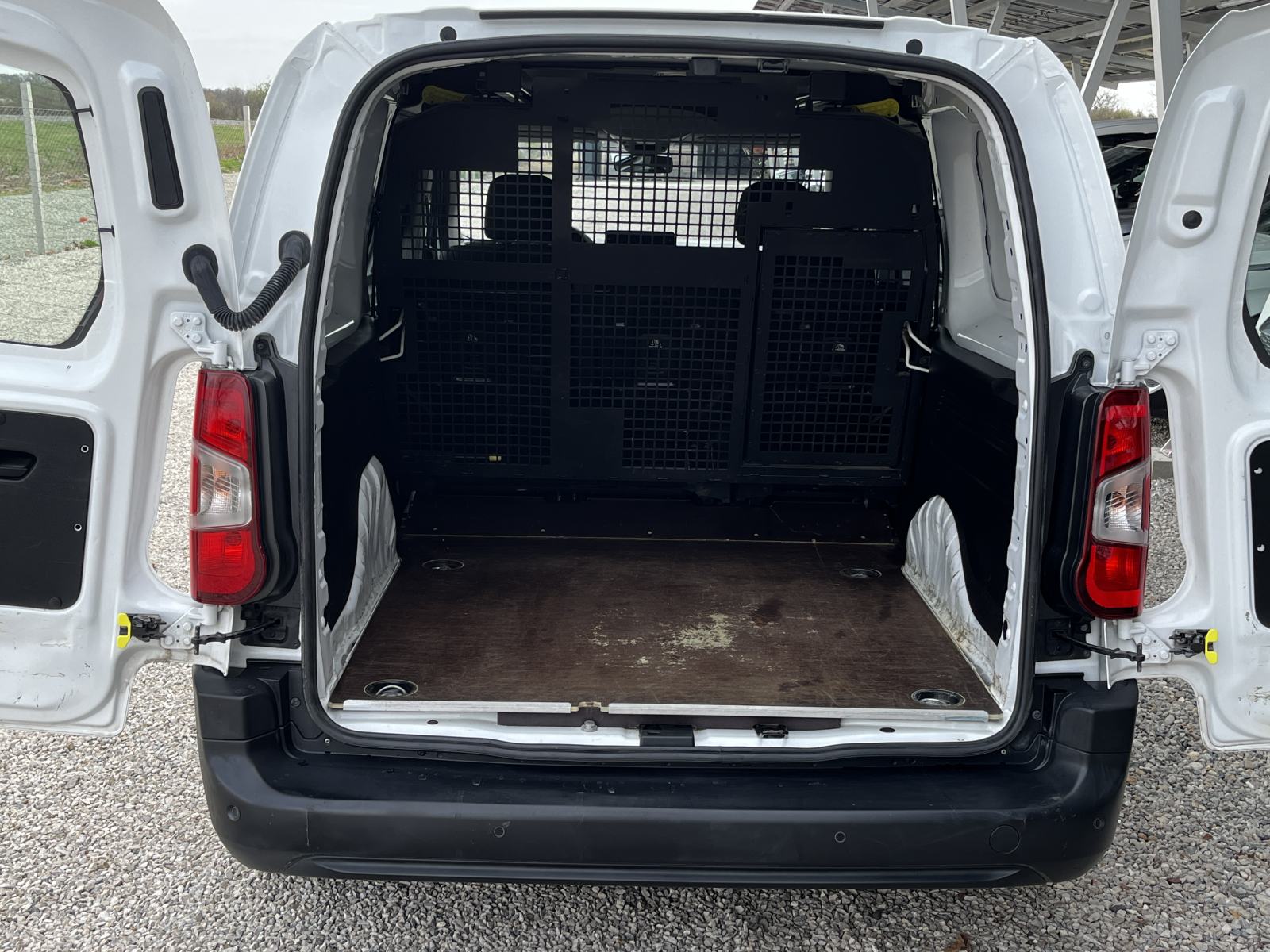 Peugeot Partner N1 1.5 HDI - 5 SJEDALA,NAVIGACIJA, LEASING BEZ UCESCA, fotografija 10