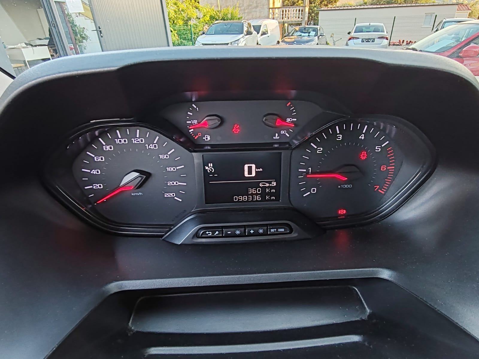 Peugeot Partner DUGI 1.5 HDI*** rata 7 EUR/dan*** PRILIKA, fotografija 9