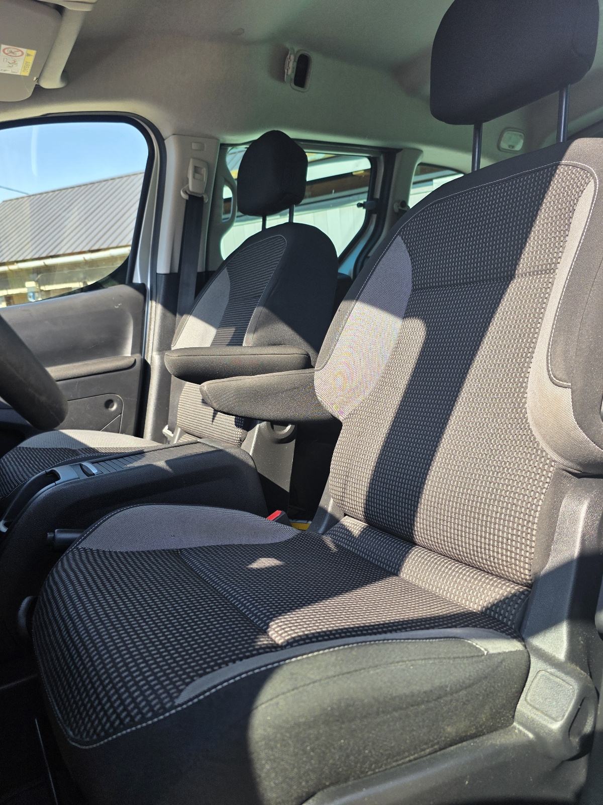 Peugeot Partner 1,6 BlueHDi, fotografija 7