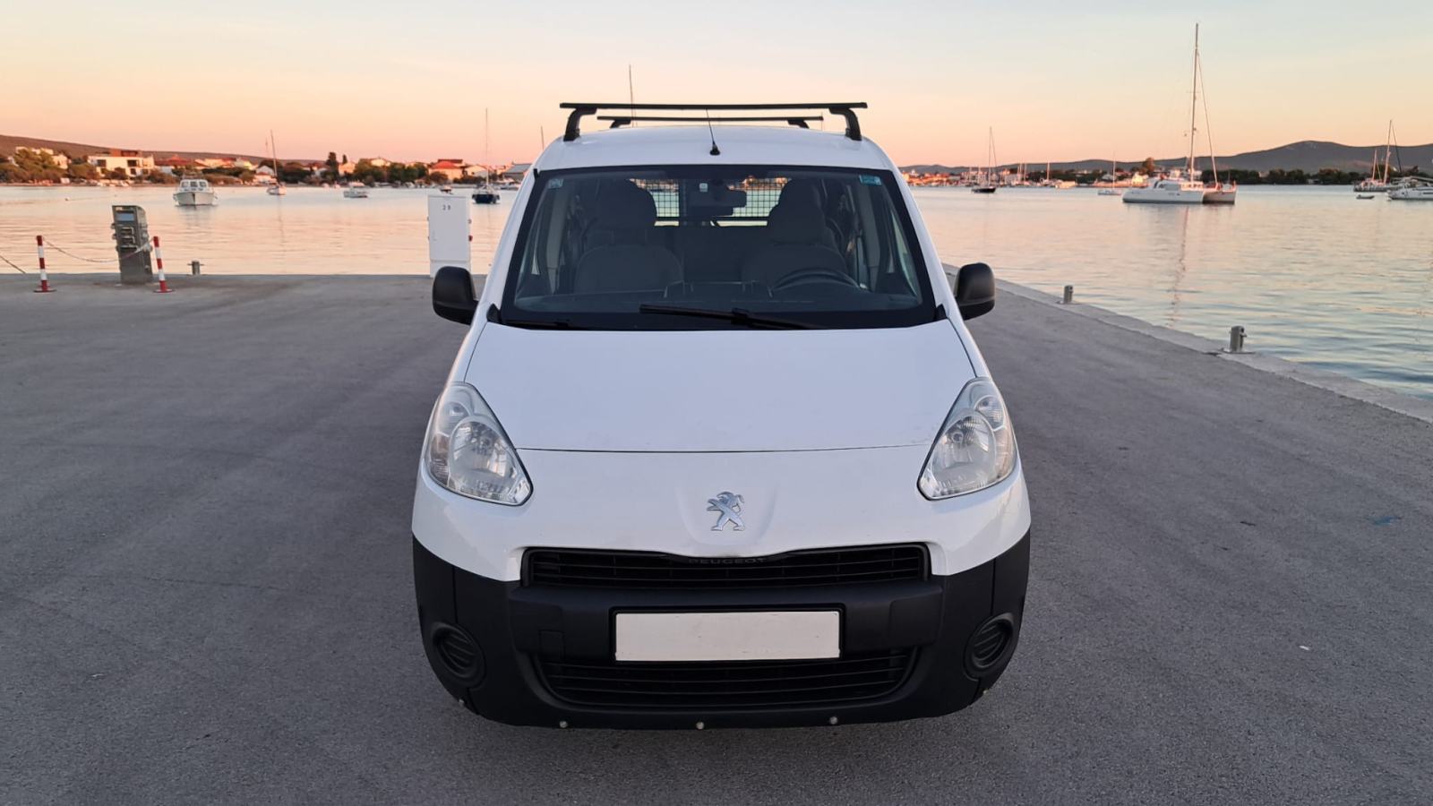 Peugeot Partner 1,6 HDi 2015god.reg 04/27. Produženi, 5 sjedala, fotografija 18