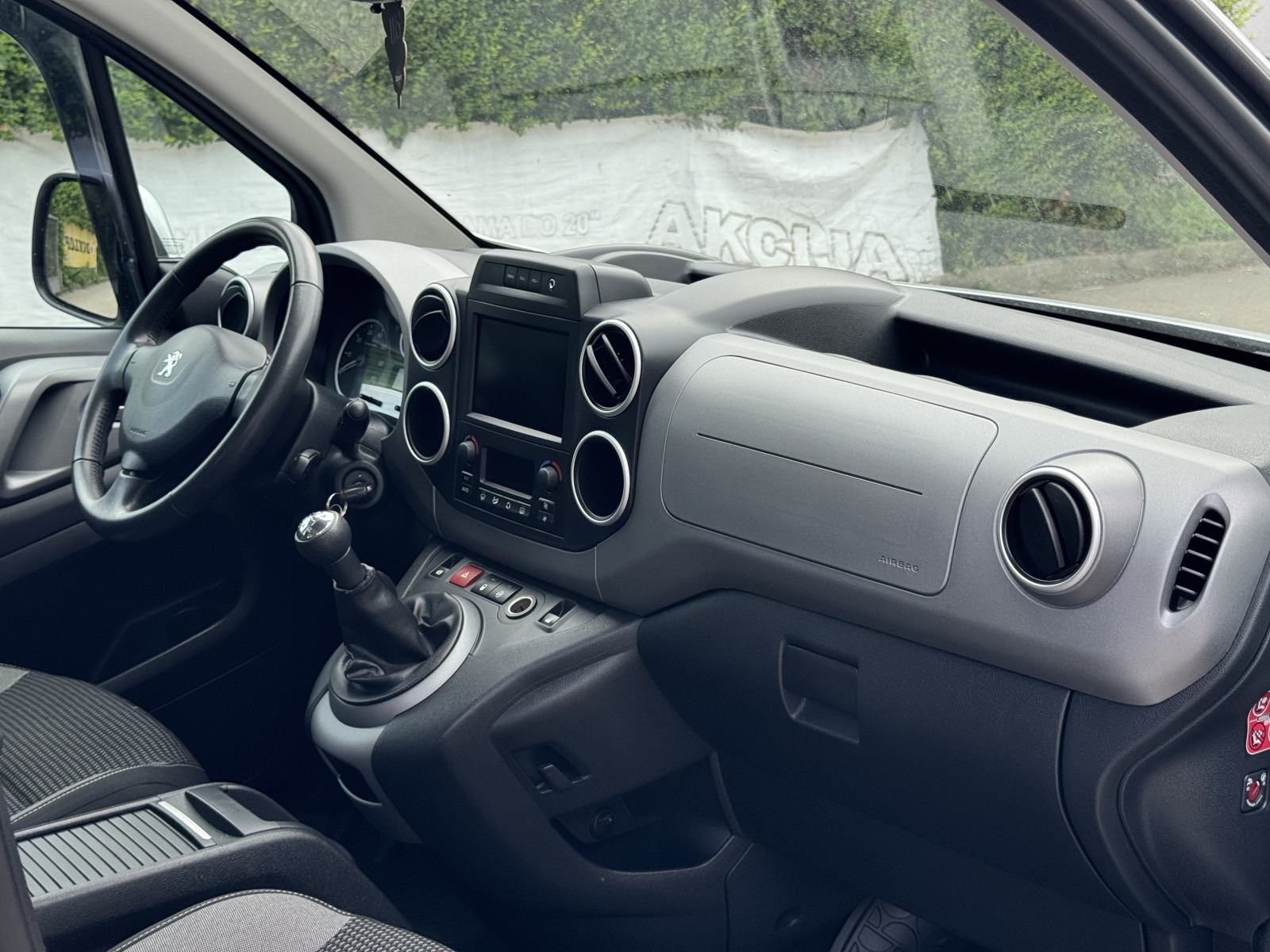 Peugeot Partner Tepee 1,6 BlueHDi ALLURE #149.000 #SERVISNA#GARANCIJA#, fotografija 16