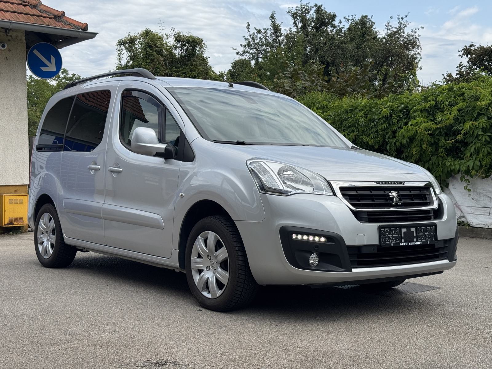Peugeot Partner Tepee 1,6 BlueHDi ALLURE #149.000 #SERVISNA#GARANCIJA#, fotografija 7