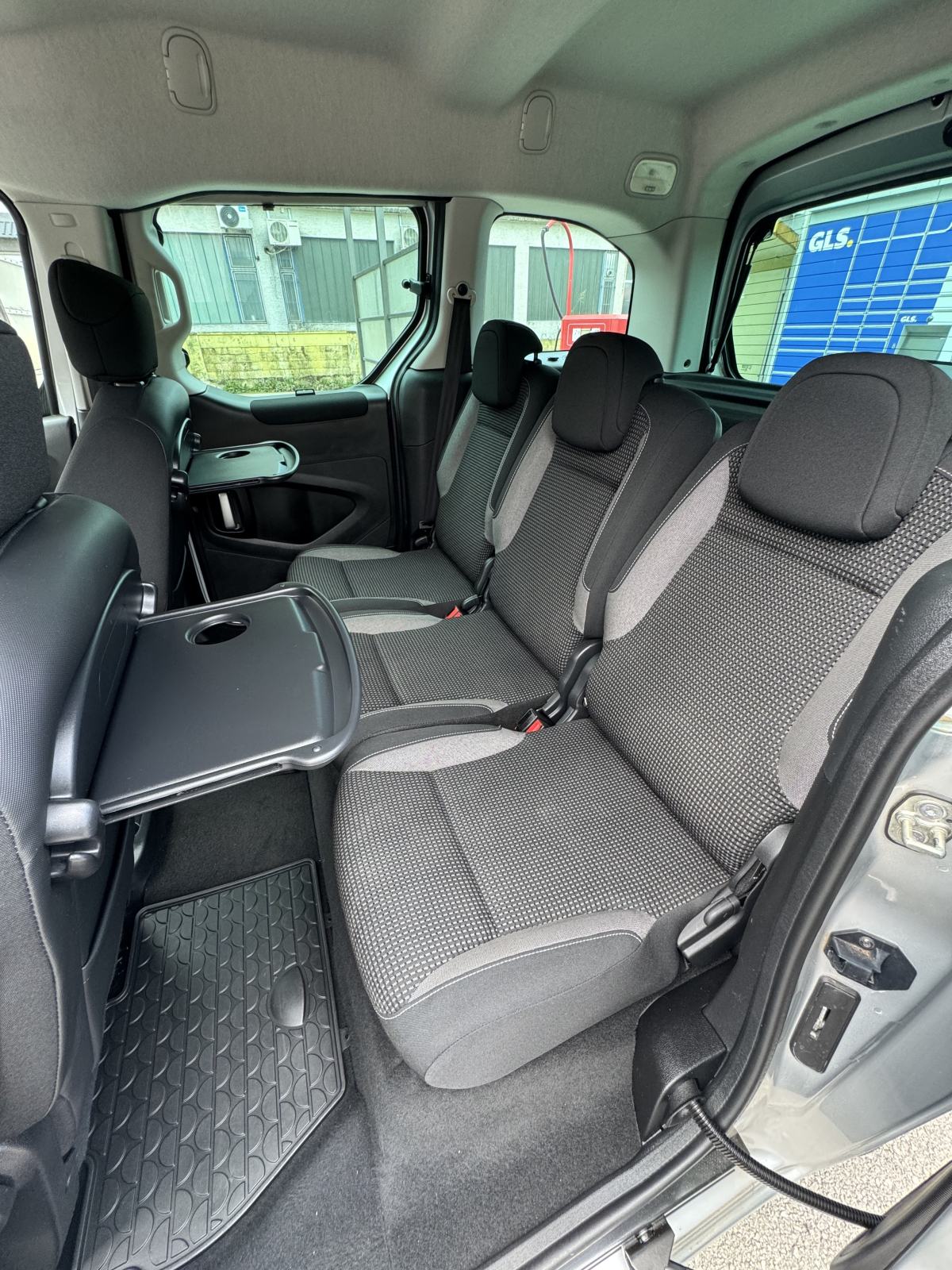 Peugeot Partner Tepee 1,6 BlueHDi ALLURE #149.000 #SERVISNA#GARANCIJA#, fotografija 18