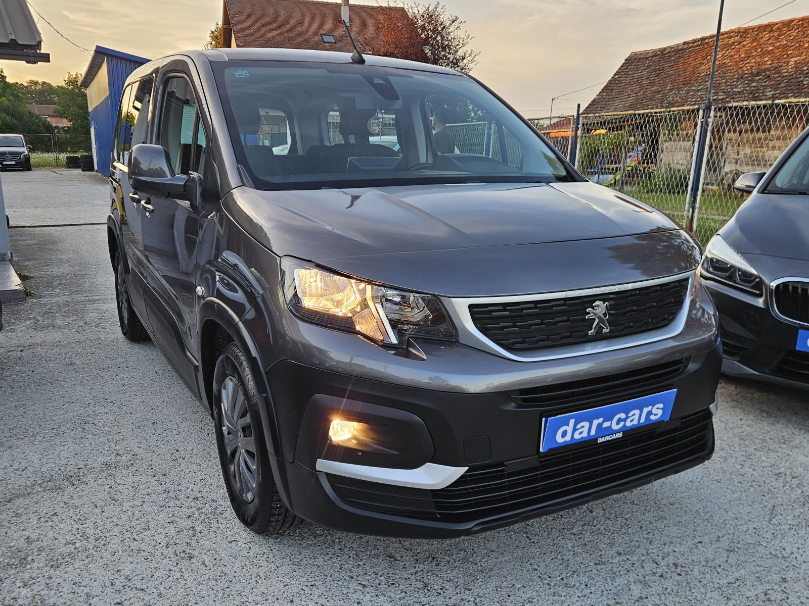 Peugeot Rifter 1,5 BlueHDI * 2021 *80 000 km * TOP STANJE, NAVI, LED, fotografija 5