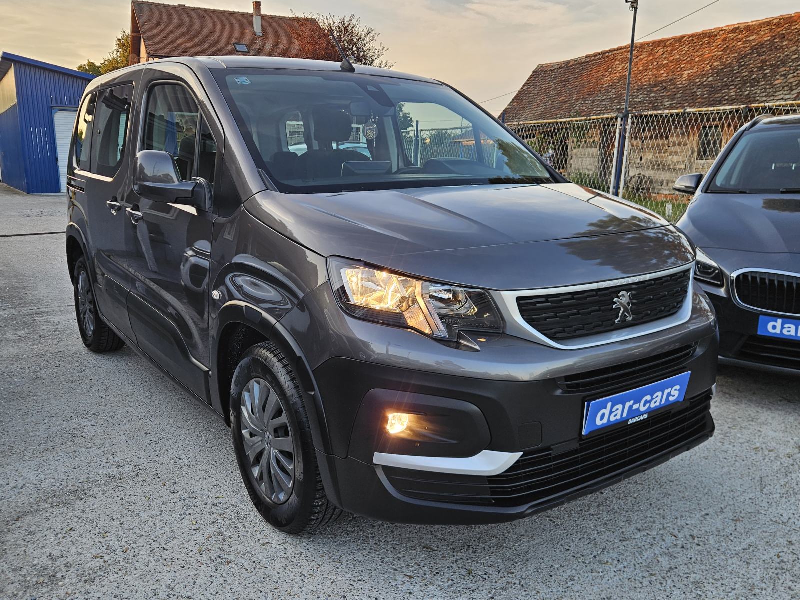Peugeot Rifter 1,5 BlueHDI * 2021 *80 000 km * TOP STANJE, NAVI, LED, fotografija 6