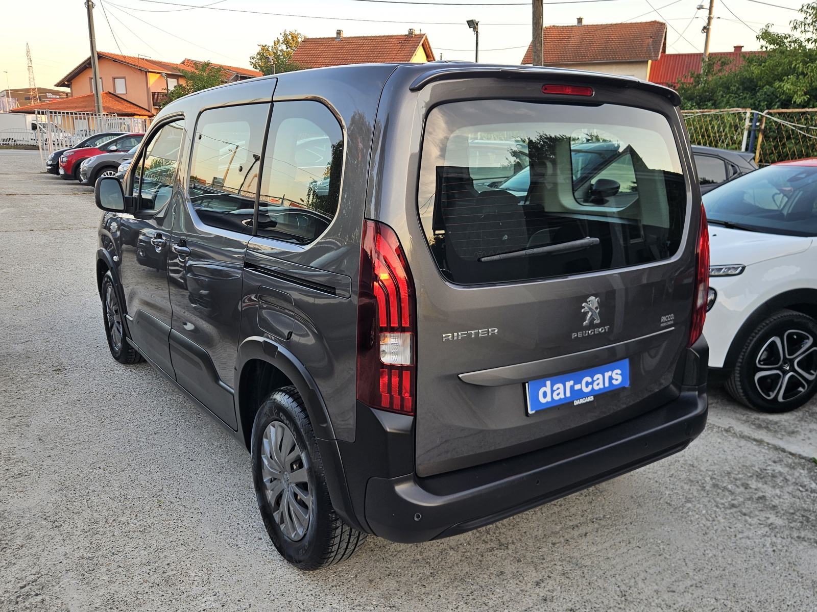 Peugeot Rifter 1,5 BlueHDI * 2021 *80 000 km * TOP STANJE, NAVI, LED, fotografija 7