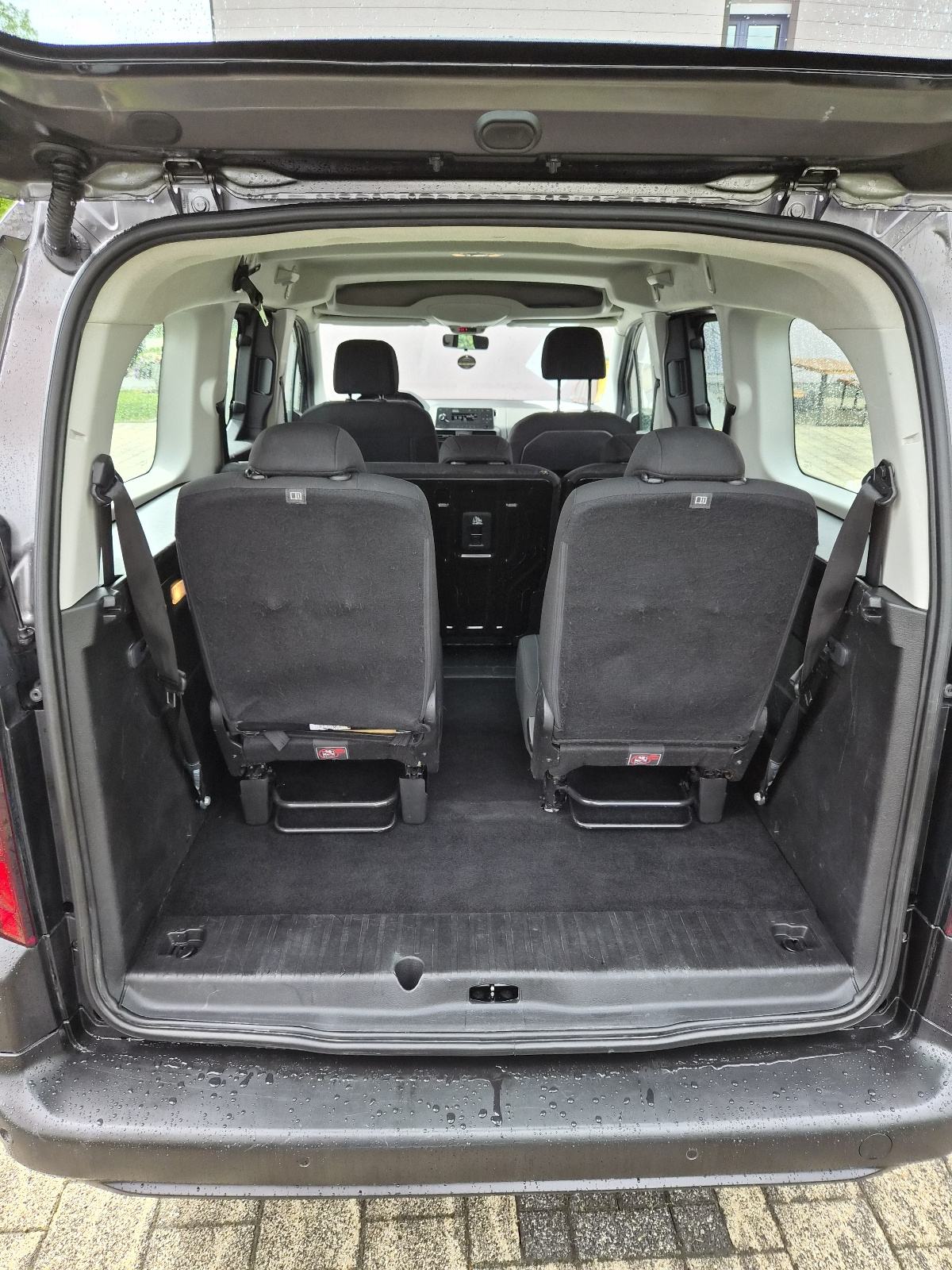 Peugeot Rifter 1,5 BlueHDI STYLE L2 7 SJEDALA KAO NOVO HR VOZILO, fotografija 16