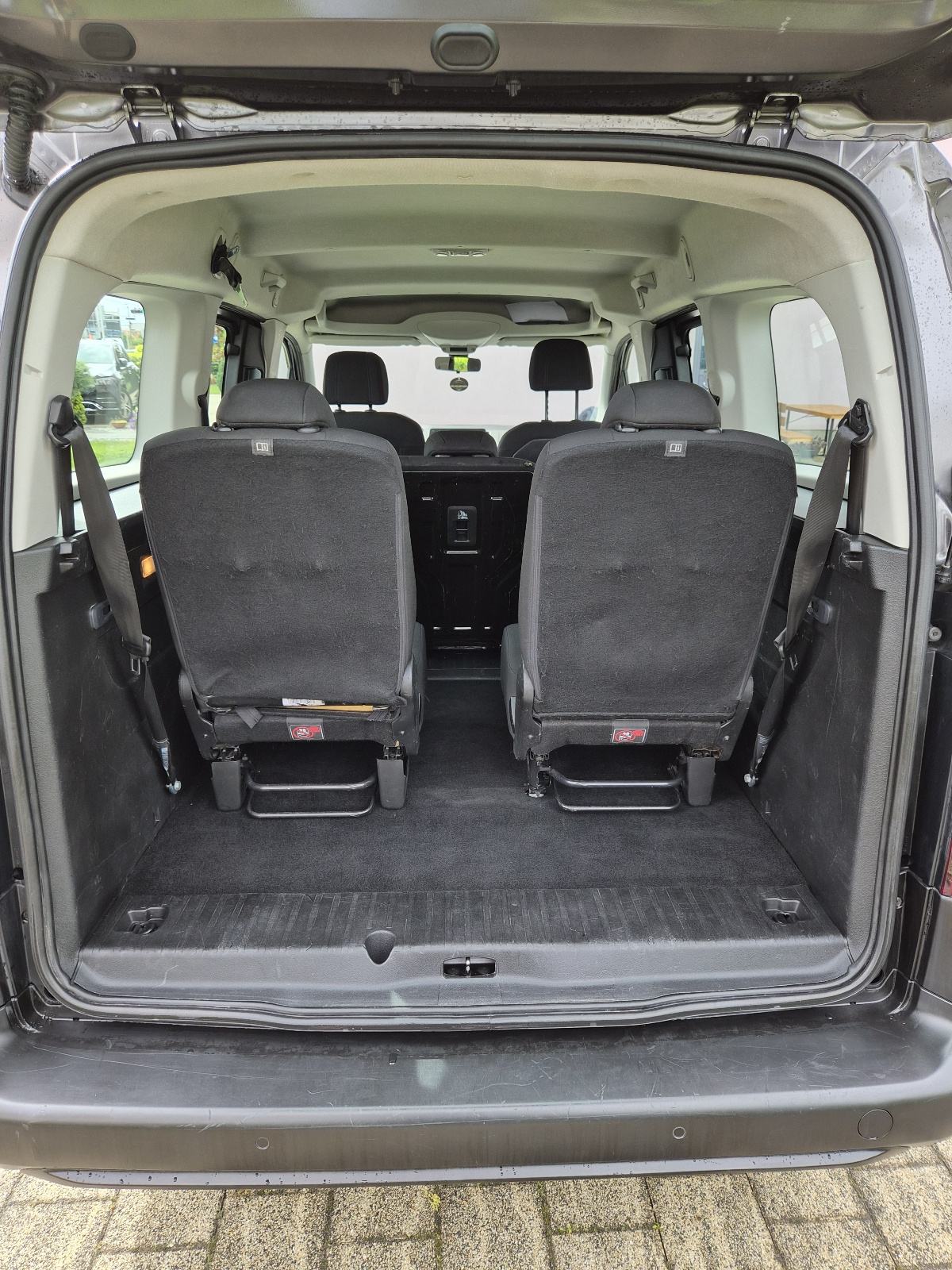 Peugeot Rifter 1,5 BlueHDI STYLE L2 7 SJEDALA KAO NOVO HR VOZILO, fotografija 18