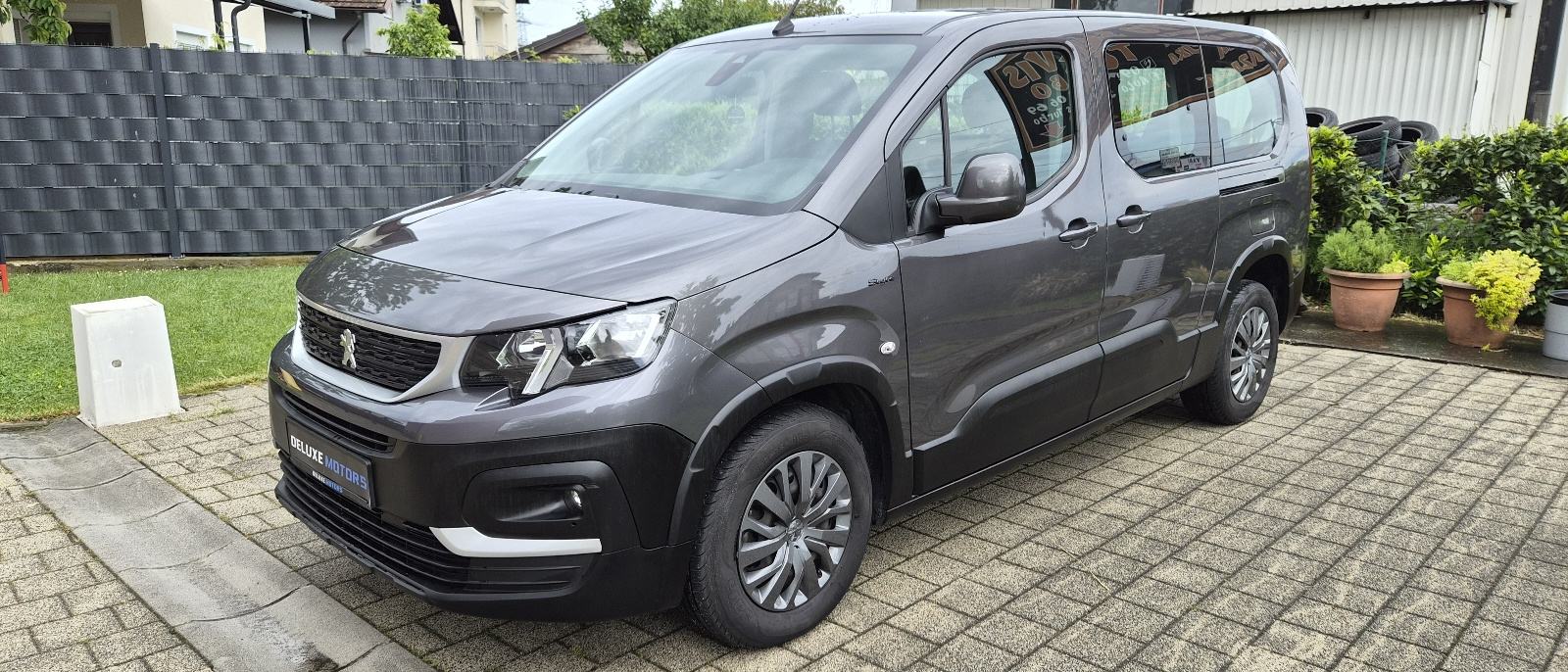 Peugeot Rifter 1,5 BlueHDI STYLE L2 7 SJEDALA KAO NOVO HR VOZILO, fotografija 9