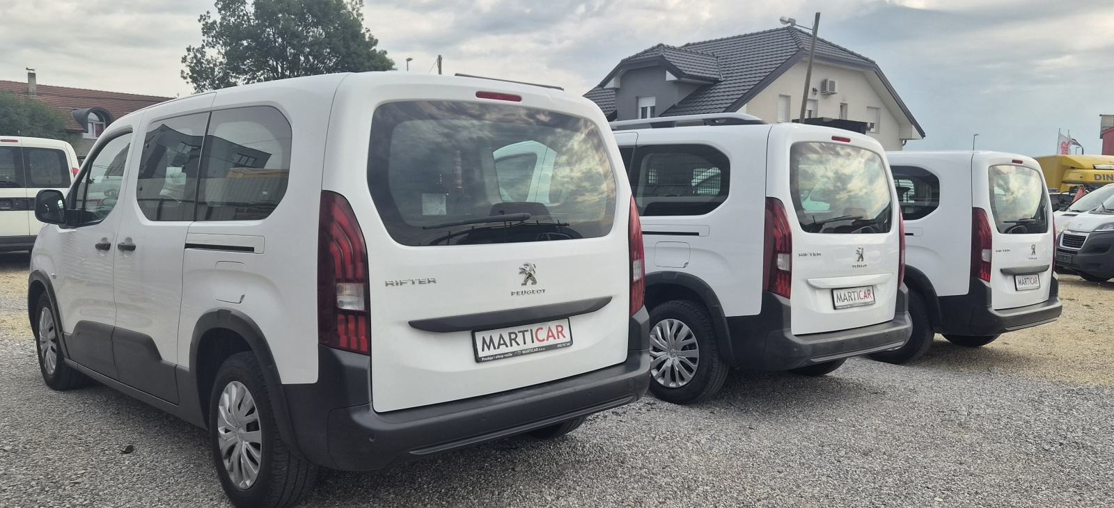 Peugeot Rifter 1,5 N1 5 SJEDALA REG. 09/26 HR VOZILO U PDV-u SERVISNA, fotografija 3