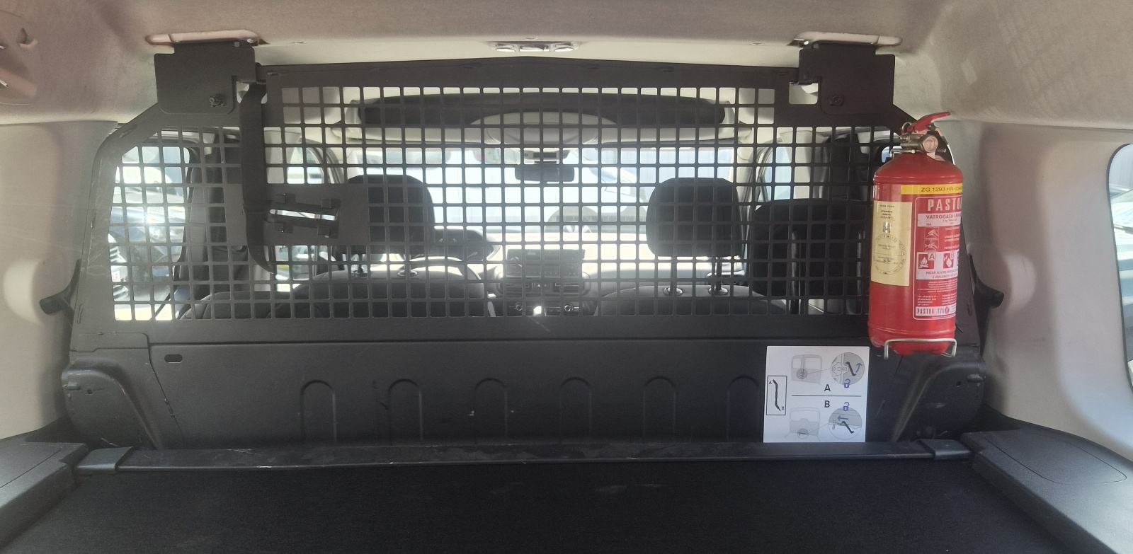 Peugeot Rifter 1,5 N1 5 SJEDALA REG. 09/26 HR VOZILO U PDV-u SERVISNA, fotografija 15