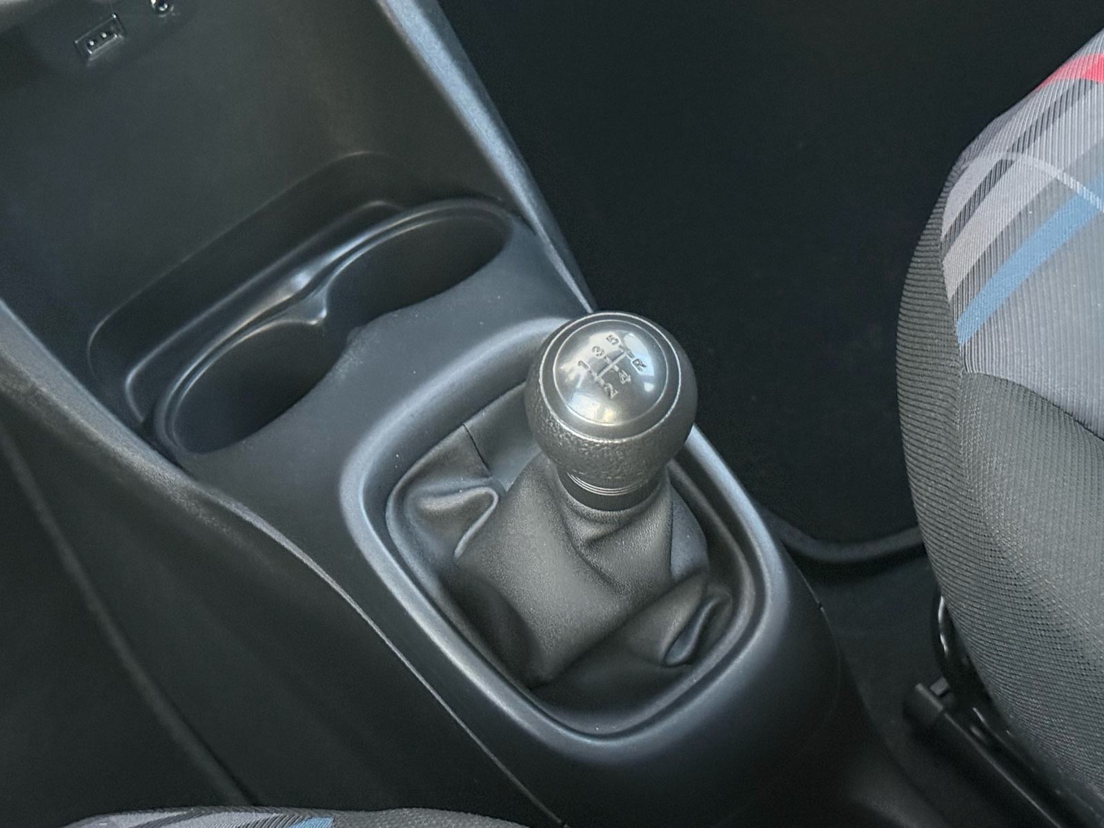 PEUGET 108-KLIMA-83000KM-5 VRATA-LED DNEVNA SVIJETLA-, fotografija 12