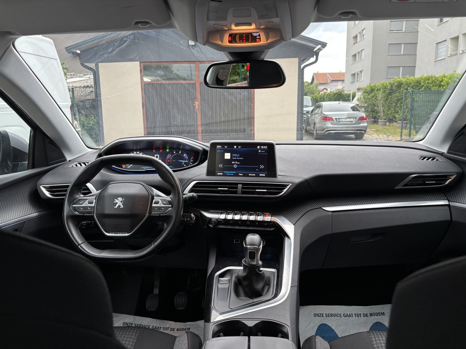 PEUGOT 3008 1,6 BlueHDI 2018 GODINA TOP STANJE KAO NOVO CIJENA 13,200€, fotografija 11
