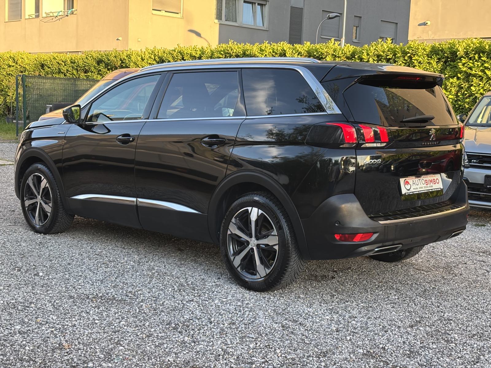 PEUGOT 5008 1,6 BlueHDI AUTOMATIK GT-LINE TOP STANJE CIJENA 16,900€!!!, fotografija 5