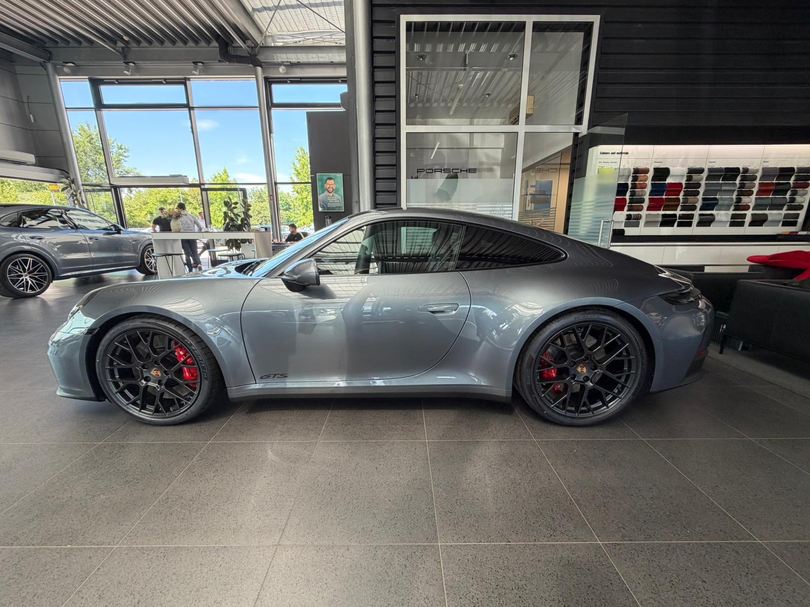 Porsche 911 2GTS 992.2 by Classe, u PDVu, dugoročni najam, fotografija 3