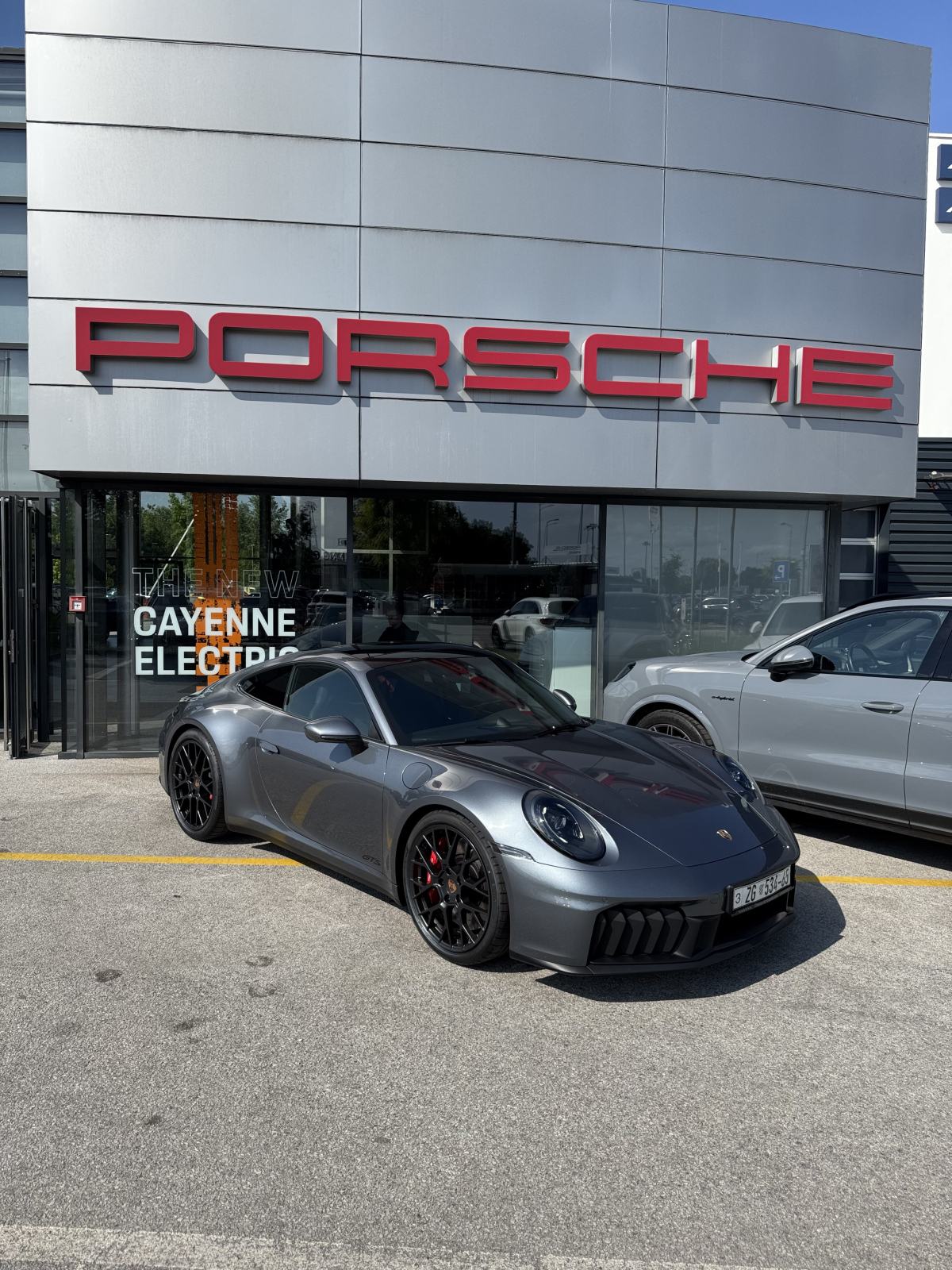 Porsche 911 2GTS 992.2 by Classe, u PDVu, dugoročni najam, fotografija 11
