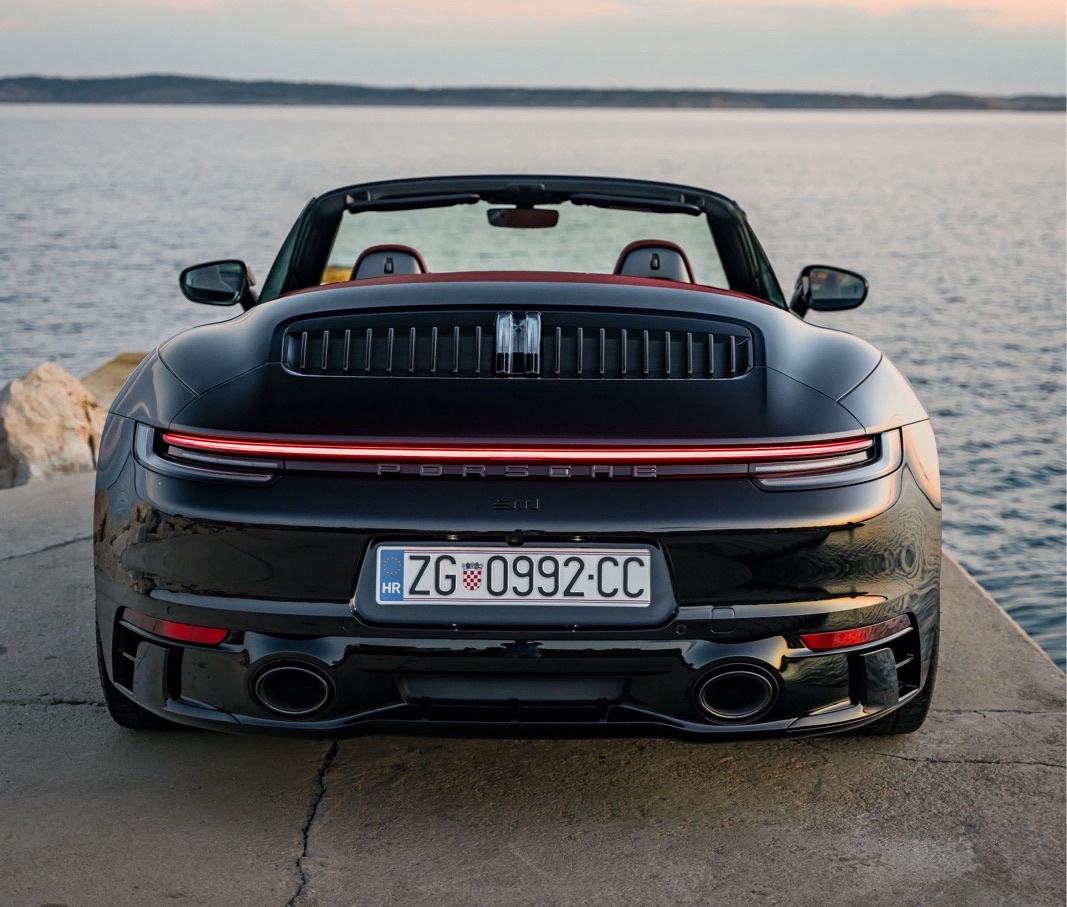 Porsche 911 Carrera Cabrio 992, fotografija 5