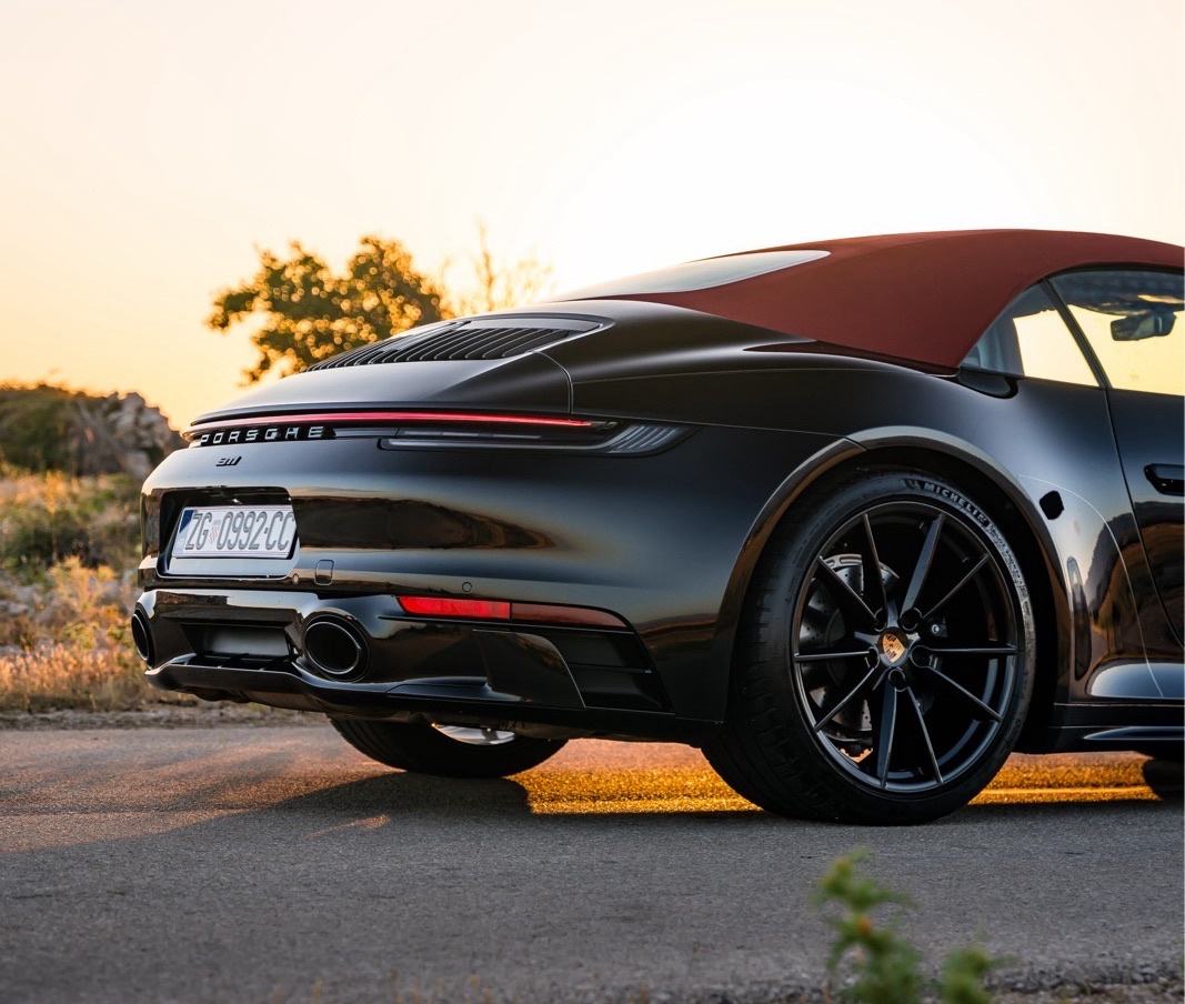 Porsche 911 Carrera Cabrio 992, fotografija 6