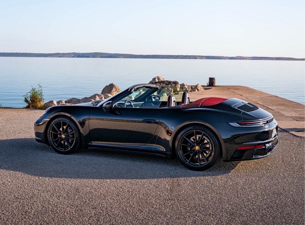 Porsche 911 Carrera Cabrio 992, fotografija 9