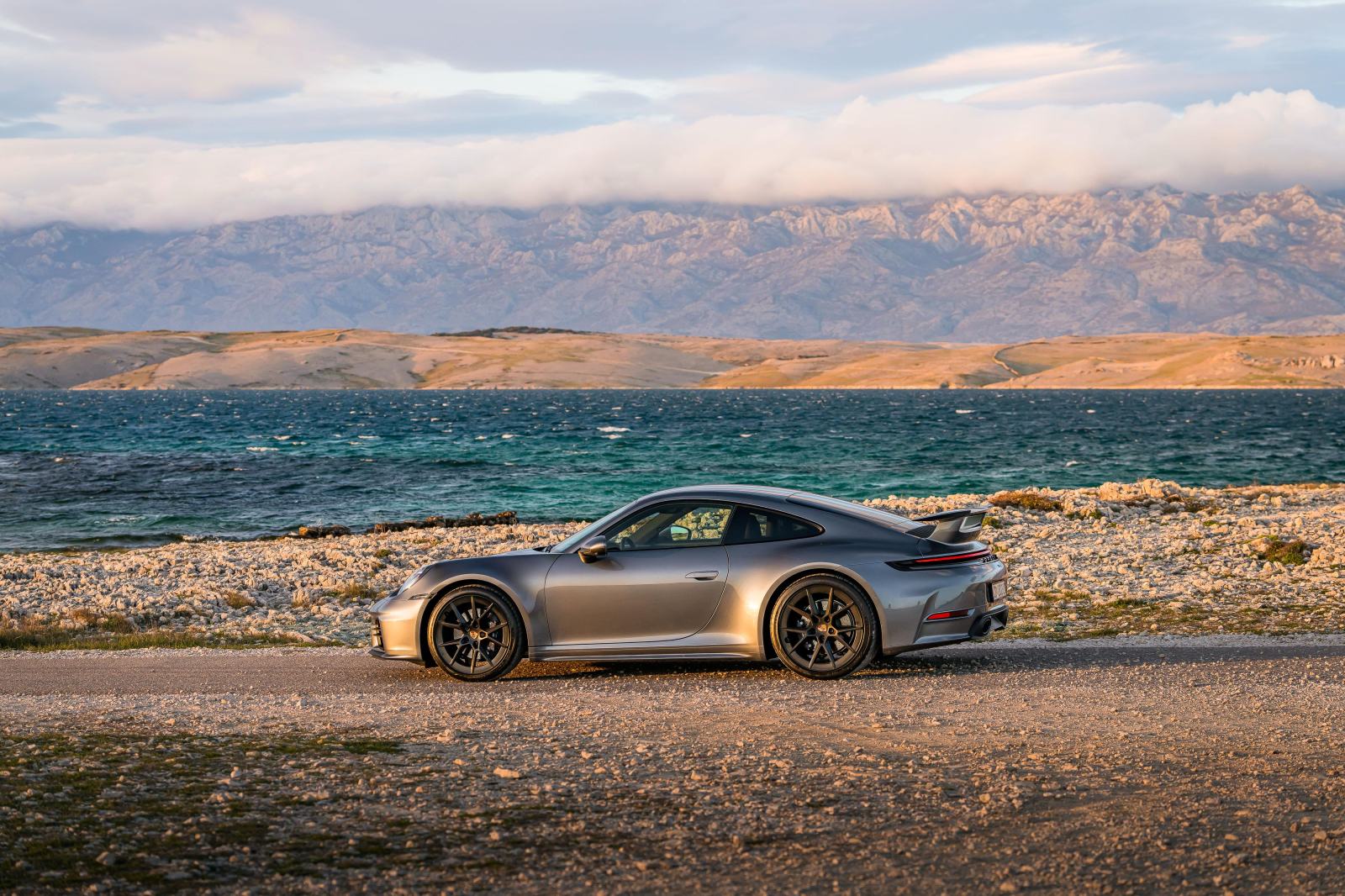 Porsche 911 992.2 PDK, AERO KIT+HD MATRIX+KAM+GR SJED+BOSE, fotografija 2