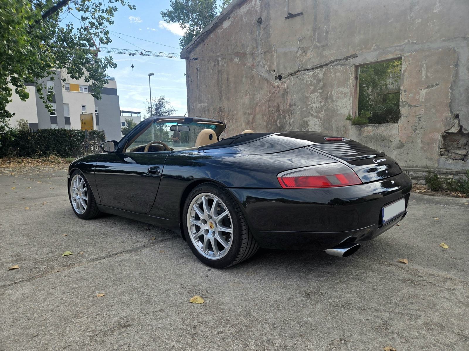 Porsche 911 Carrera 4 Cabrio automatik, fotografija 6
