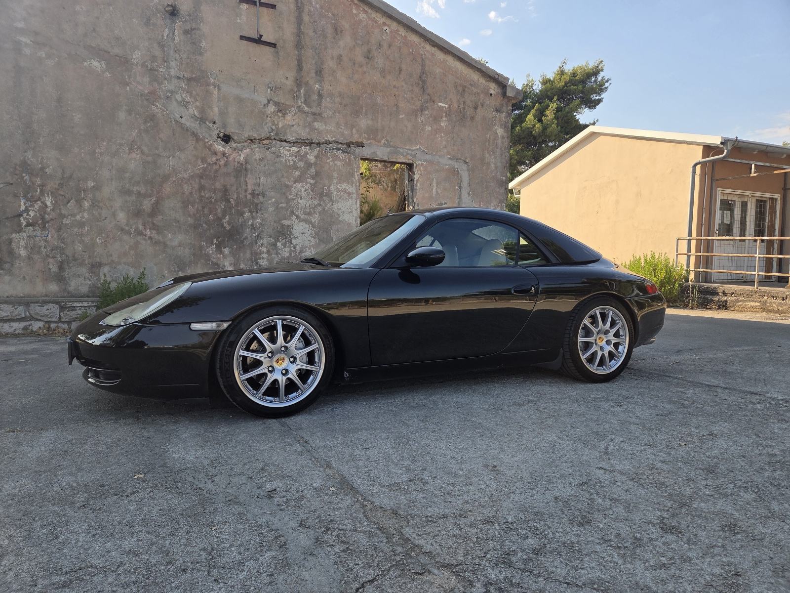 Porsche 911 Carrera 4 Cabrio automatik, fotografija 9