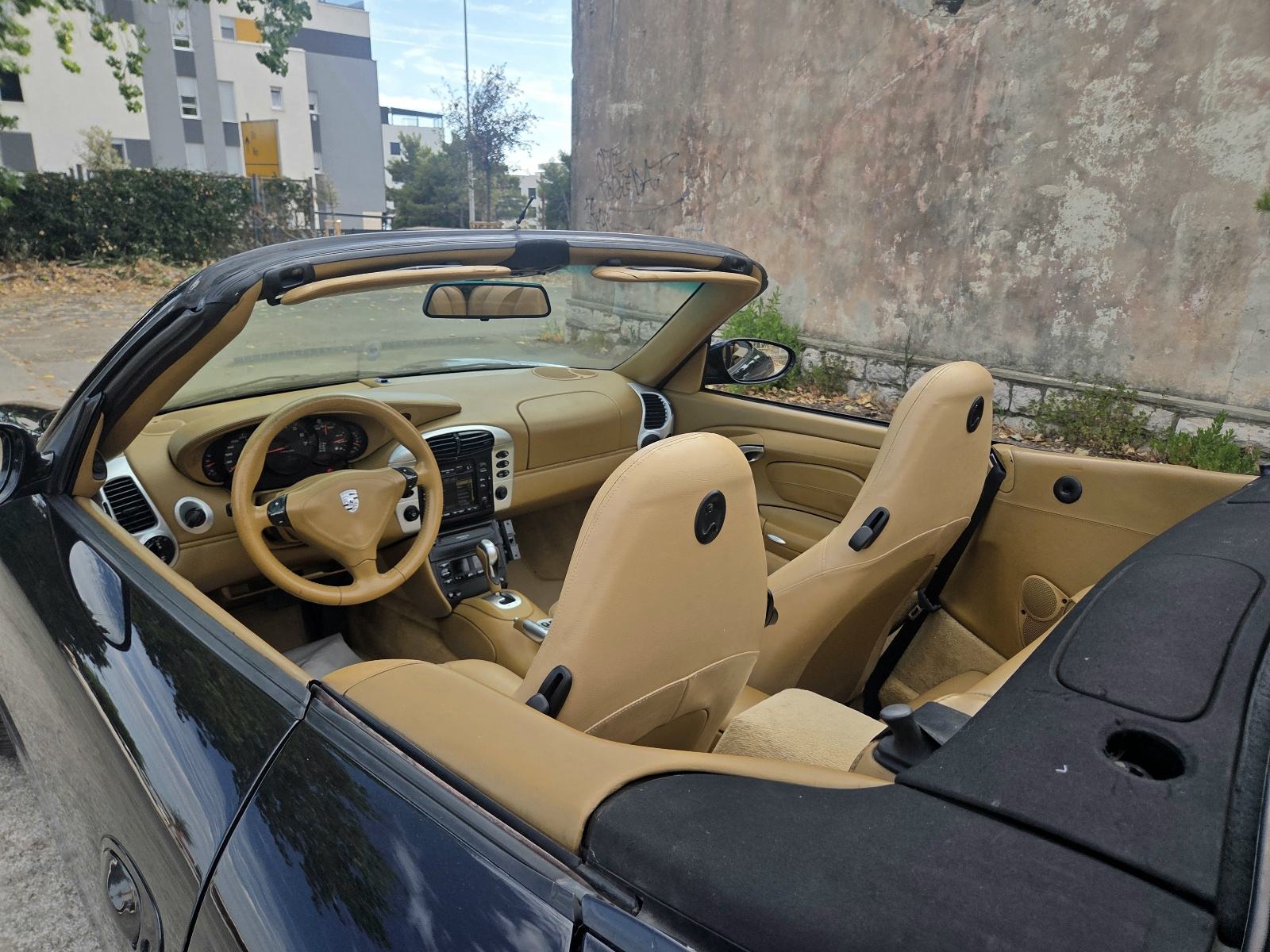 Porsche 911 Carrera 4 Cabrio automatik, fotografija 12