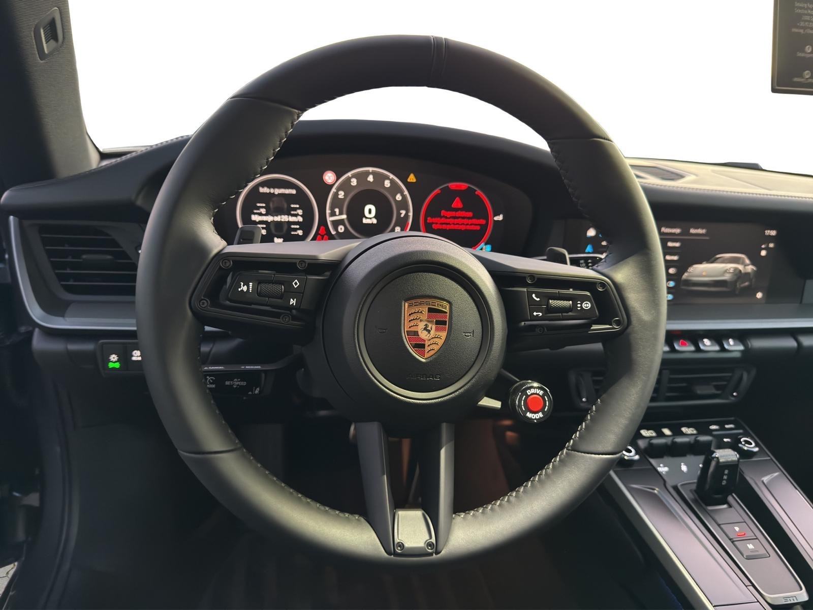 Porsche 911 Carrera 992.2, fotografija 11