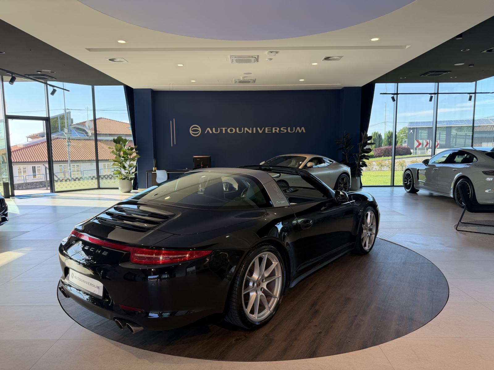 Porsche 911 Carrera Targa 4S PDK - SportChrono, BOSE®, mem. sjedala, fotografija 4