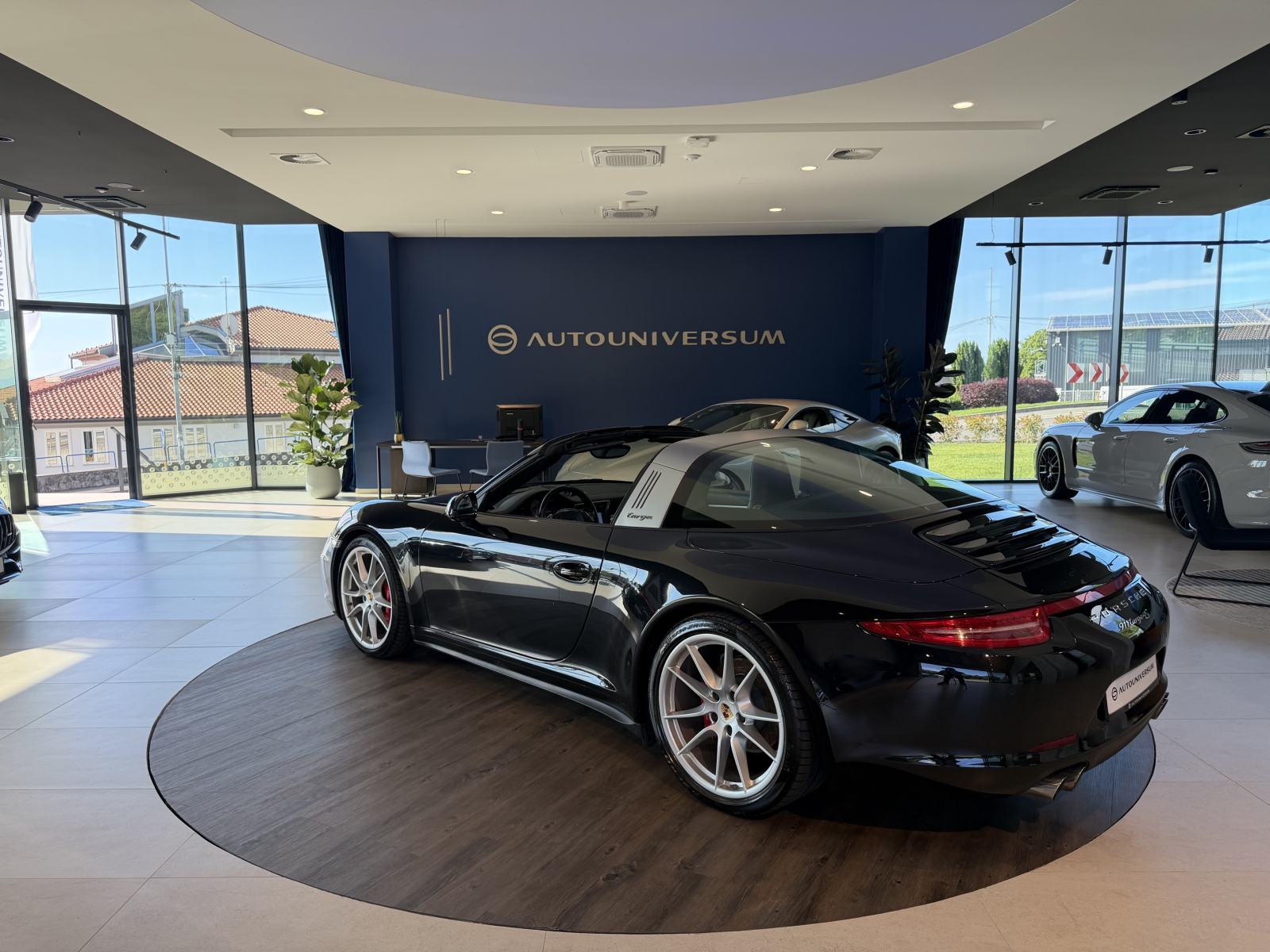 Porsche 911 Carrera Targa 4S PDK - SportChrono, BOSE®, mem. sjedala, fotografija 3