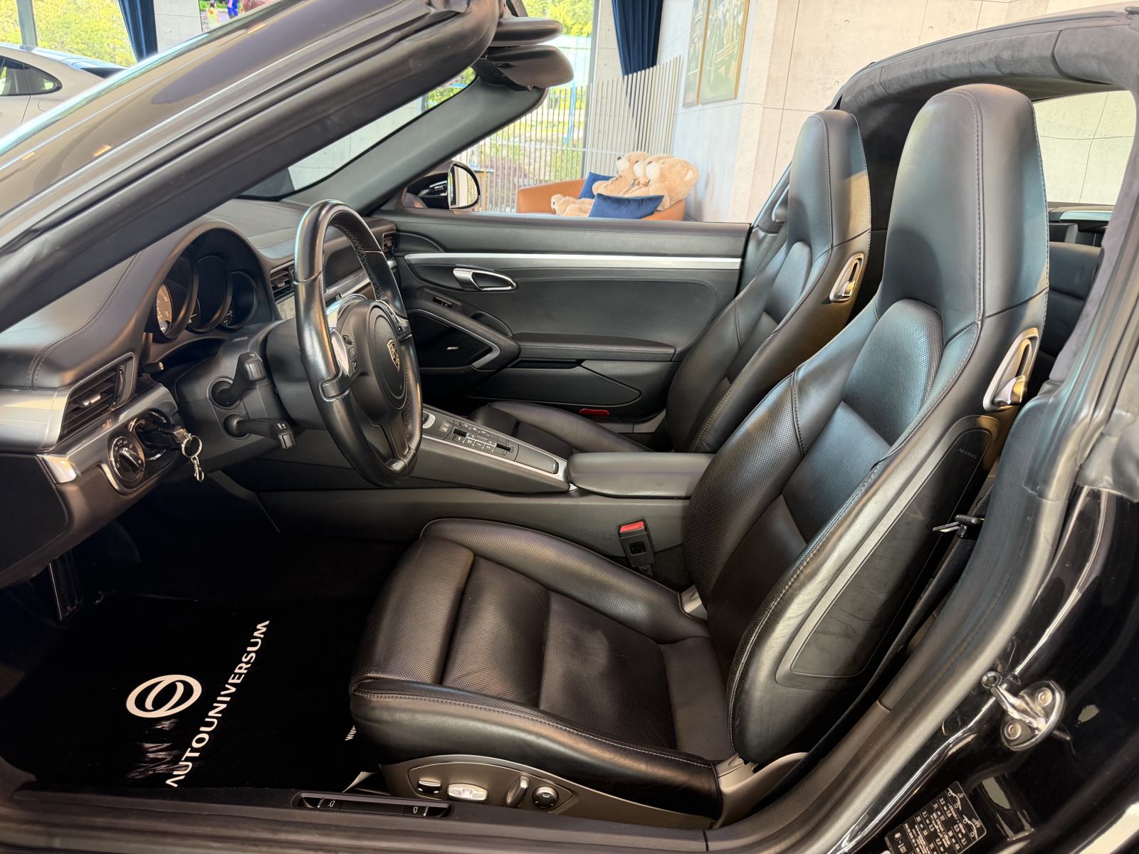 Porsche 911 Carrera Targa 4S PDK - SportChrono, BOSE®, mem. sjedala, fotografija 9