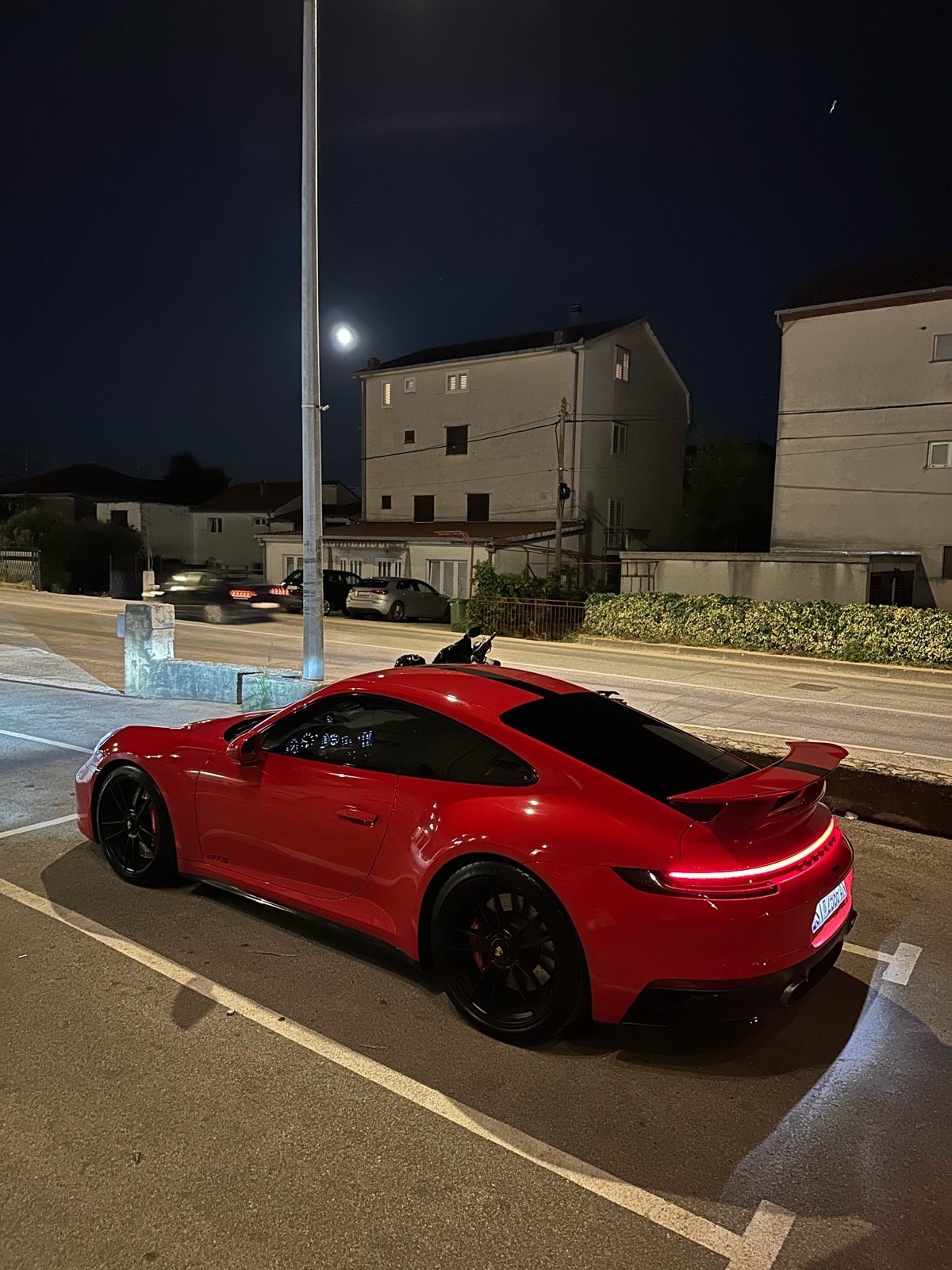 Porsche 911 GTS, fotografija 2