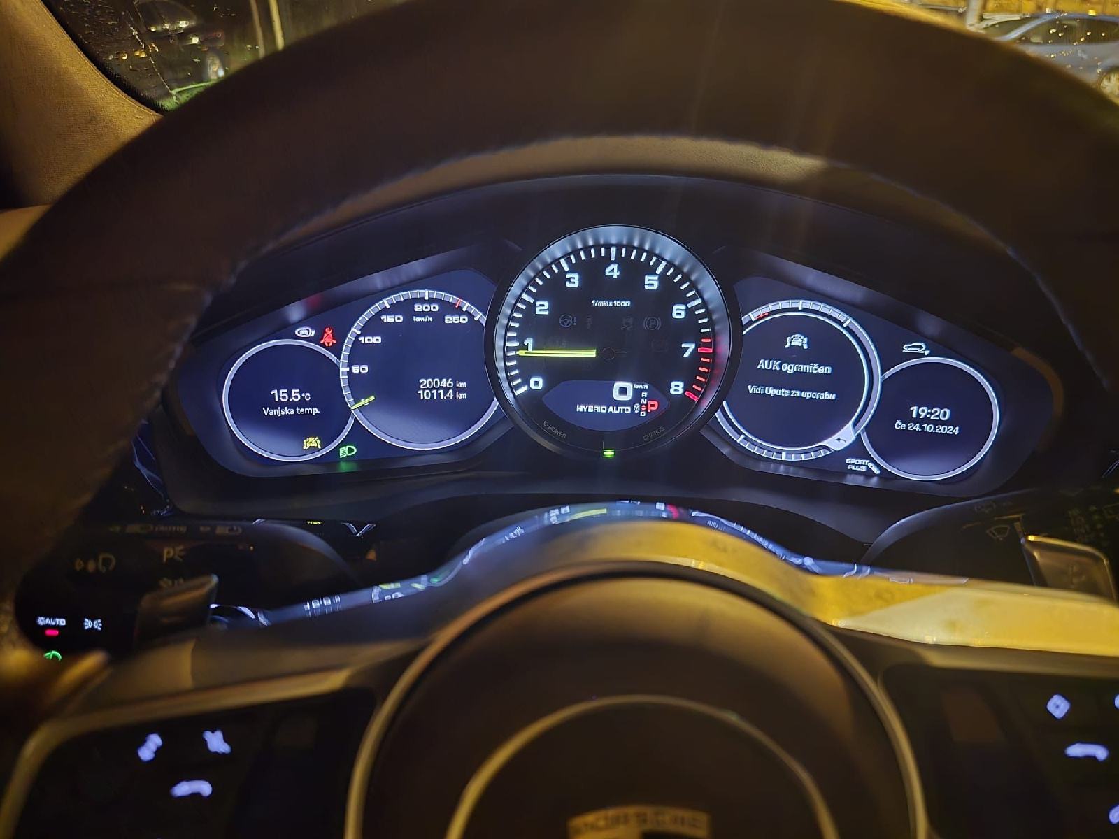 Porsche Cayenne 3.0 V 6 E-HYBRID KARTICE-ZAMJENA, fotografija 7