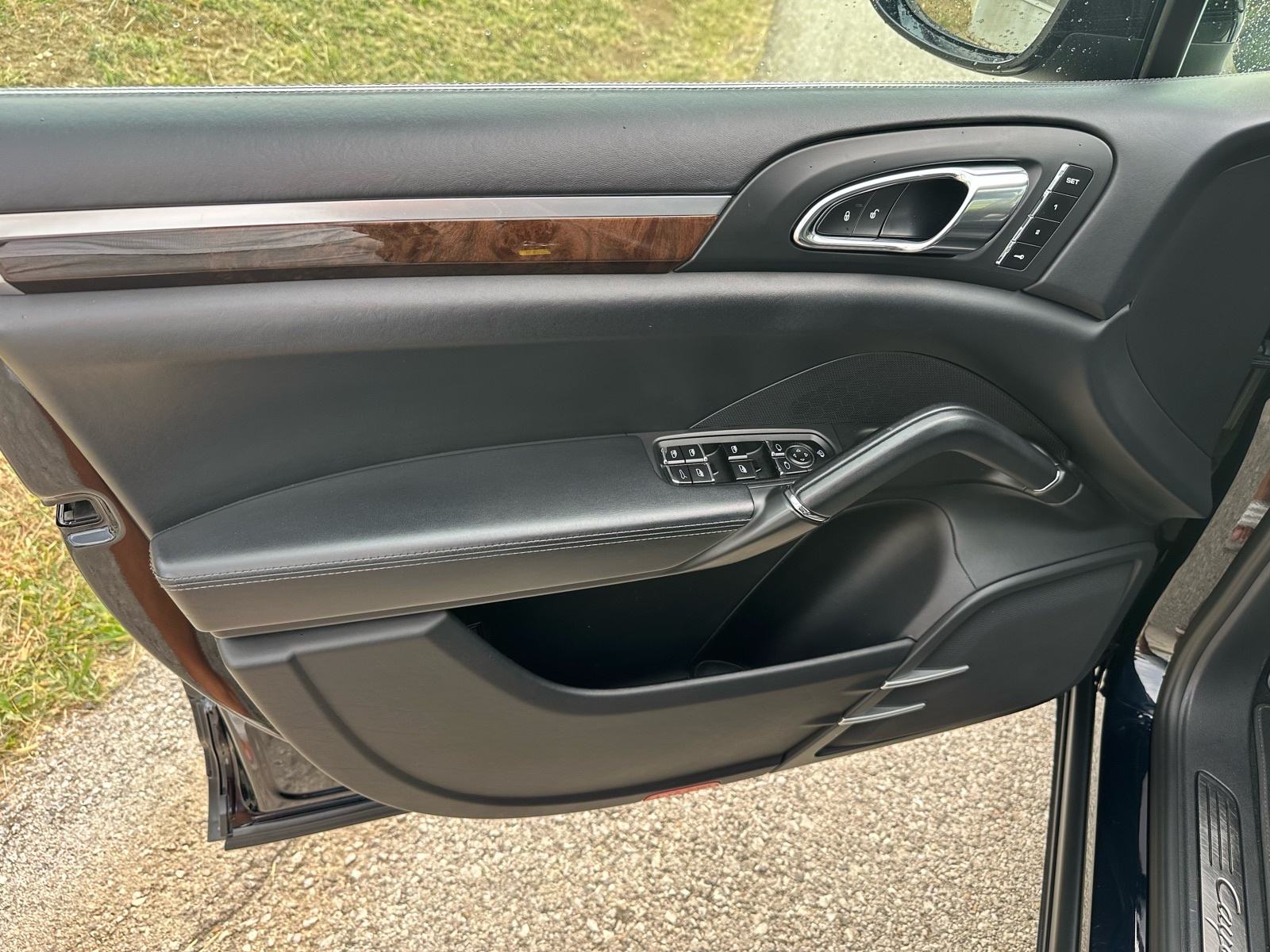 PORSCHE CAYENNE 3.0 V6 193 kW – REDIZAJN – 184 000 TKM – 4x4, fotografija 16