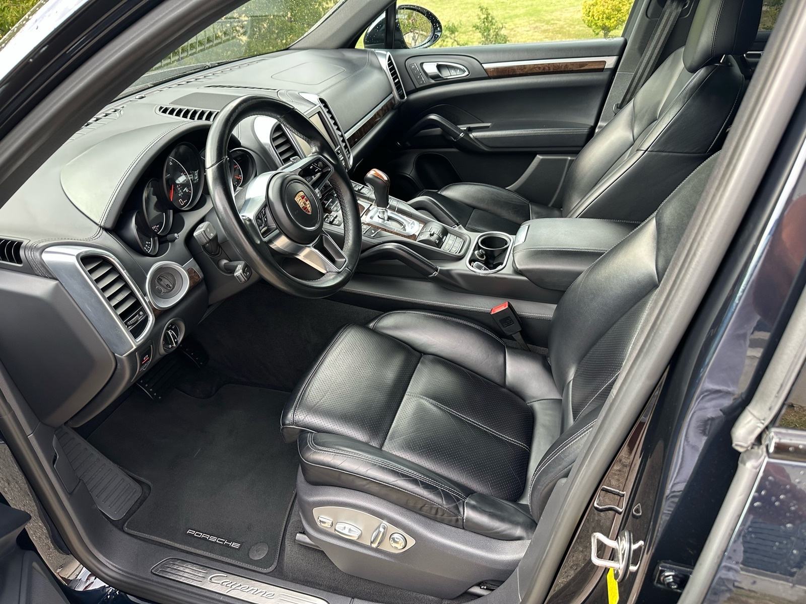 PORSCHE CAYENNE 3.0 V6 193 kW – REDIZAJN – 184 000 TKM – 4x4, fotografija 9