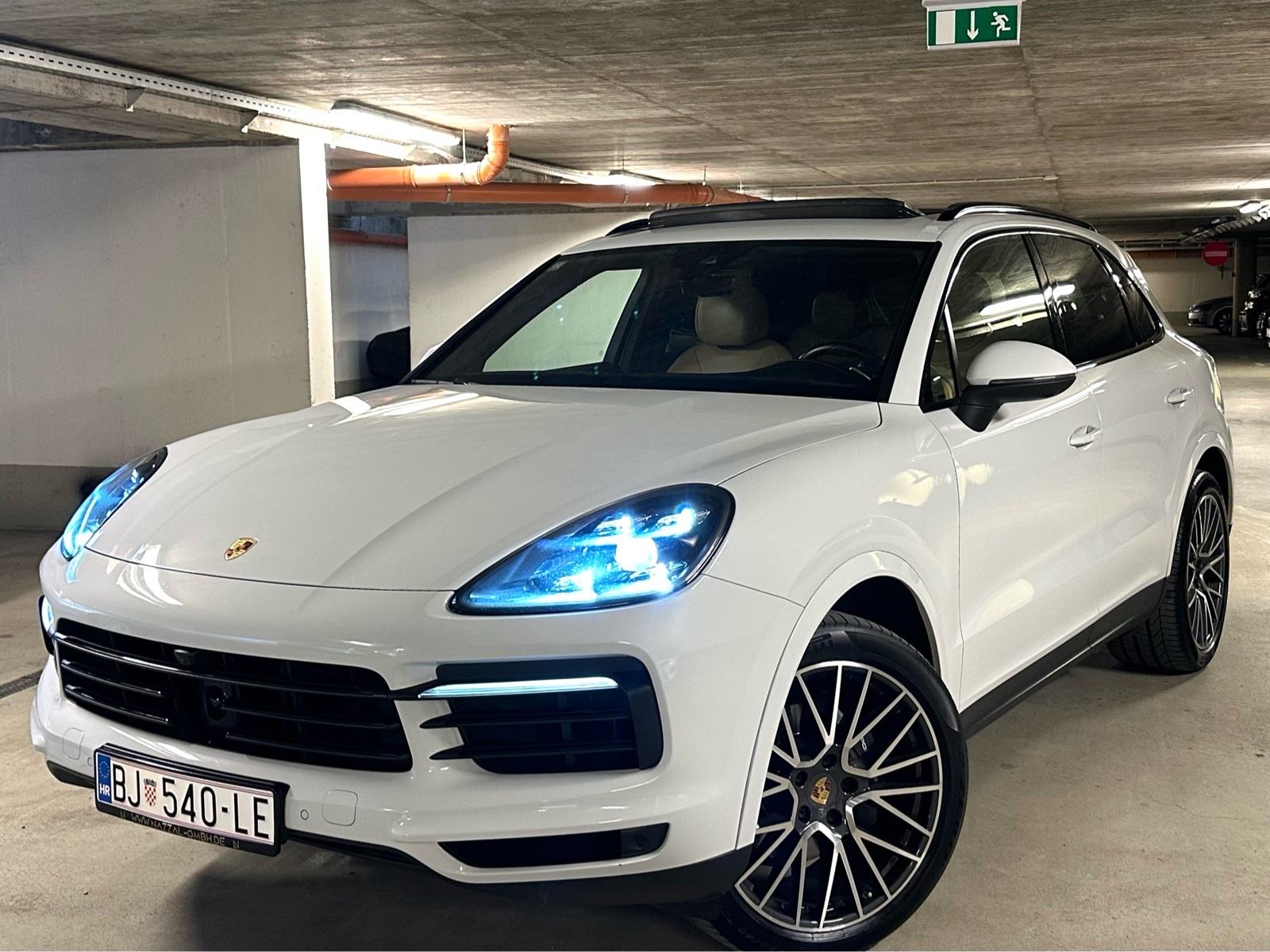 Porsche Cayenne 3.0 V6 340ks•MOD2020•PANORAMA•360 KAMERA•FULL OPREMA•, fotografija 3