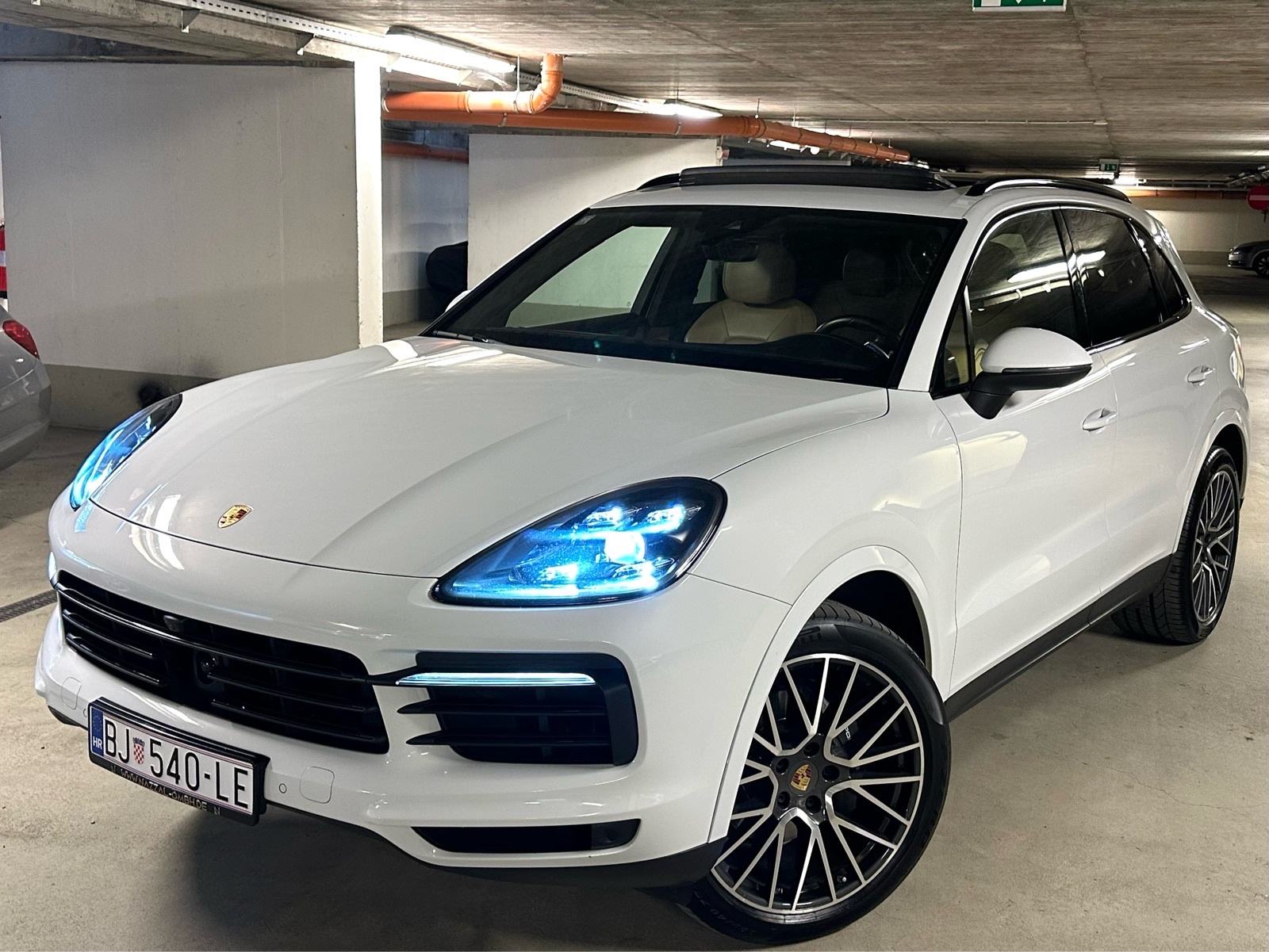 Porsche Cayenne 3.0 V6 340ks•MOD2020•PANORAMA•360 KAMERA•FULL OPREMA•, fotografija 4