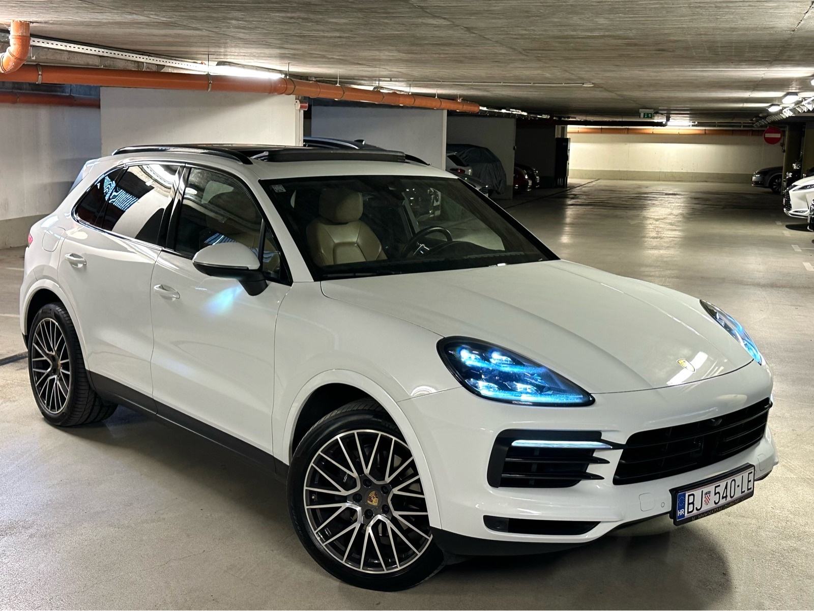 Porsche Cayenne 3.0 V6 340ks•MOD2020•PANORAMA•360 KAMERA•FULL OPREMA•, fotografija 2