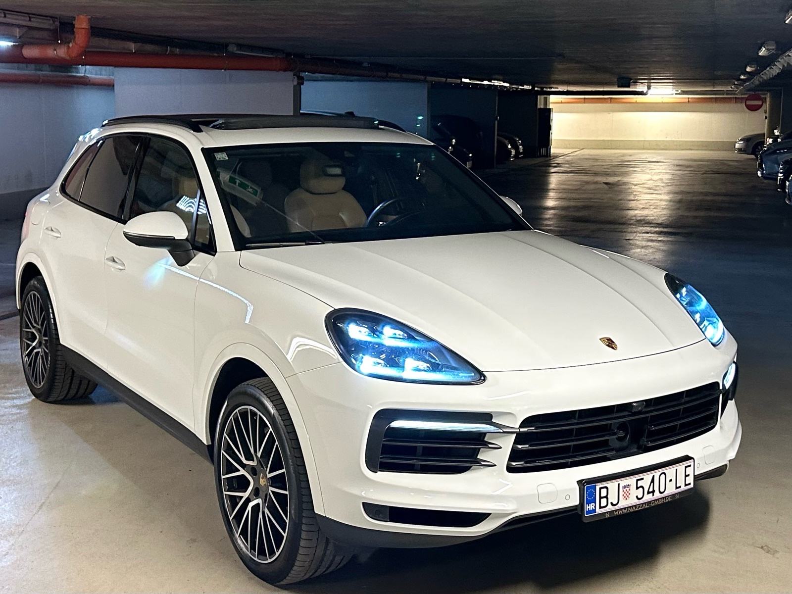 Porsche Cayenne 3.0 V6 340ks•MOD2020•PANORAMA•360 KAMERA•FULL OPREMA•, fotografija 7