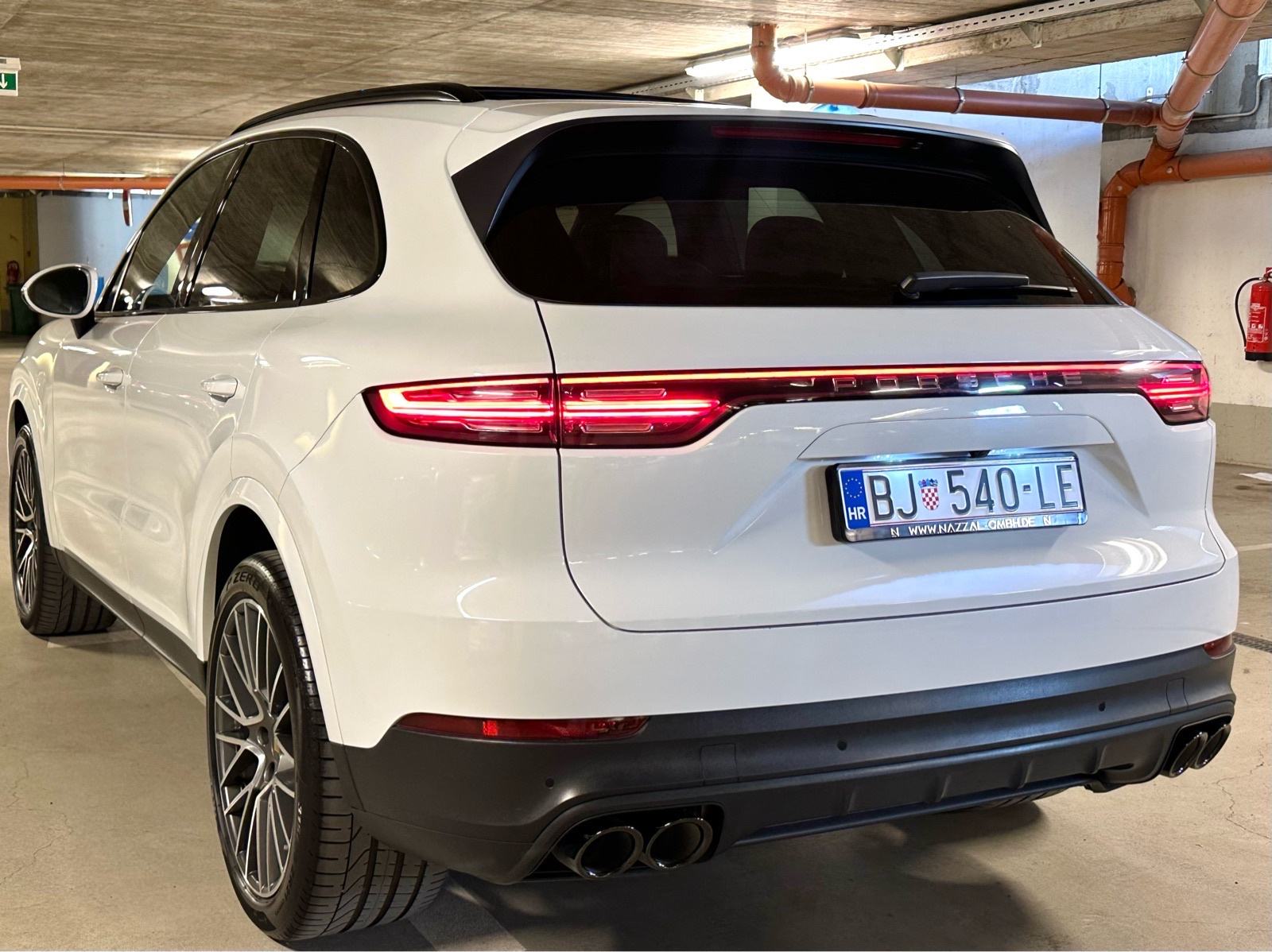 Porsche Cayenne 3.0 V6 340ks•MOD2020•PANORAMA•360 KAMERA•FULL OPREMA•, fotografija 12