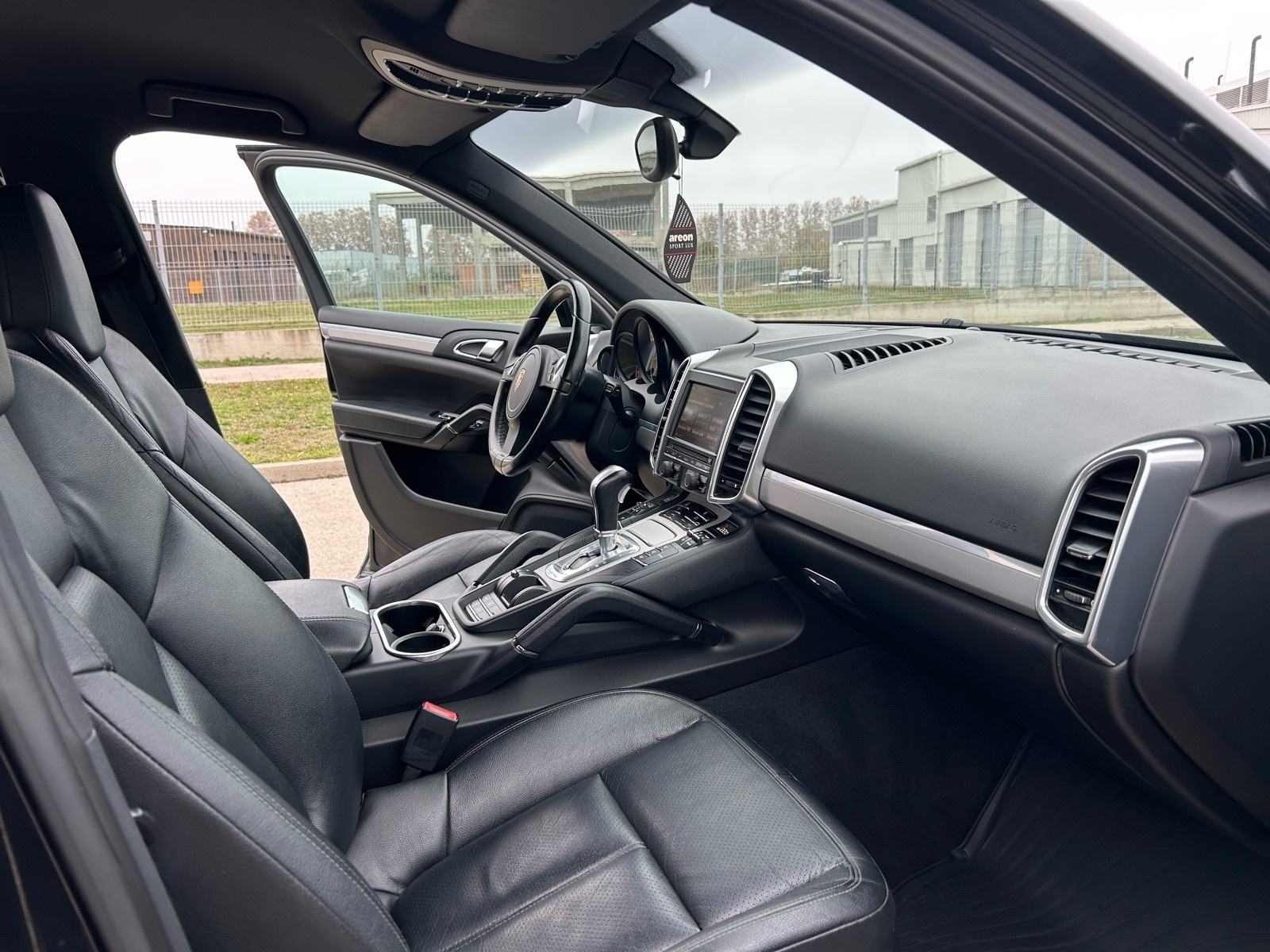 Porsche Cayenne 3,0 V6 TDI automatik, fotografija 10