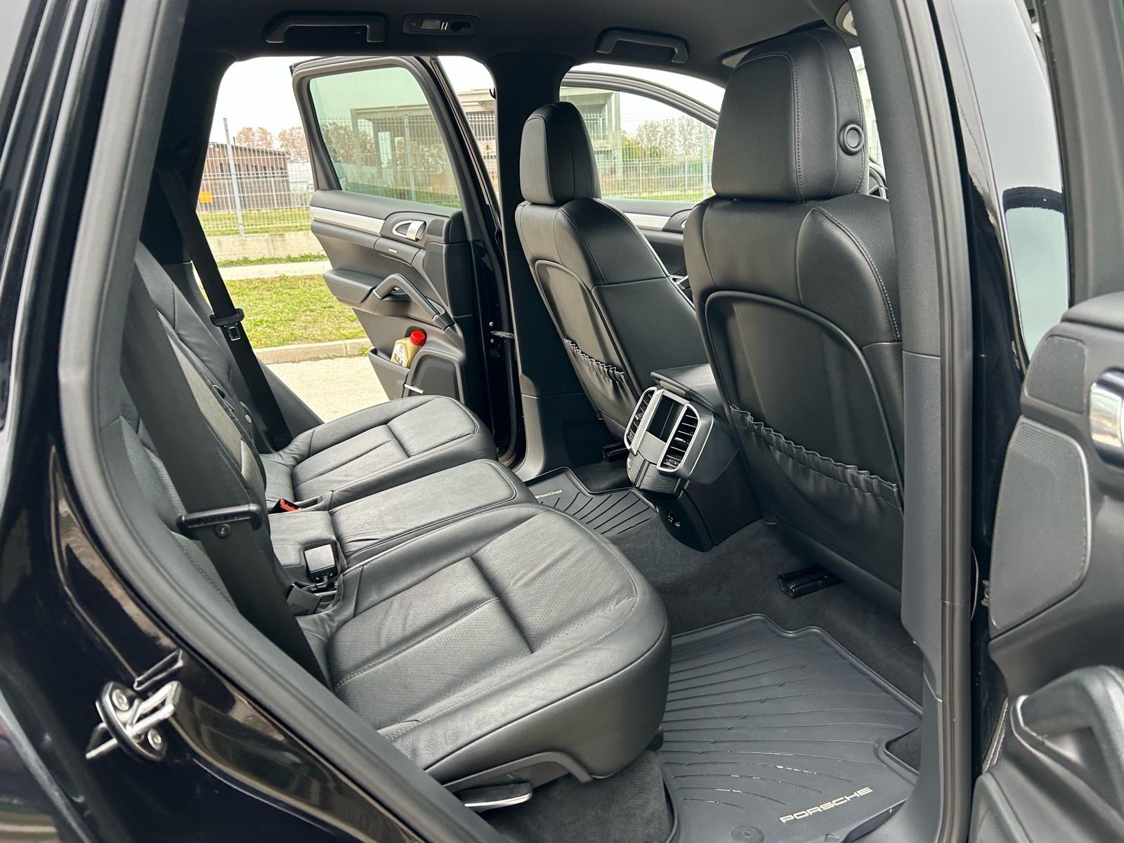 Porsche Cayenne 3,0 V6 TDI automatik, fotografija 11