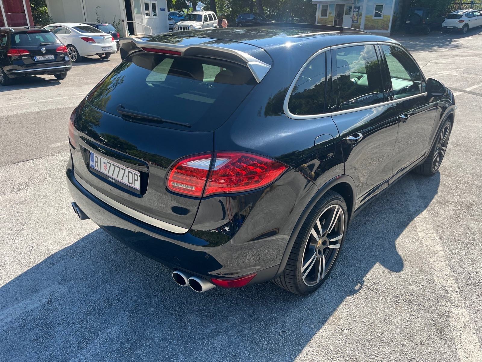 Porsche Cayenne 3,0 V6 TDI , PLATINUM EDITION , full ,4 nove zimske, fotografija 6