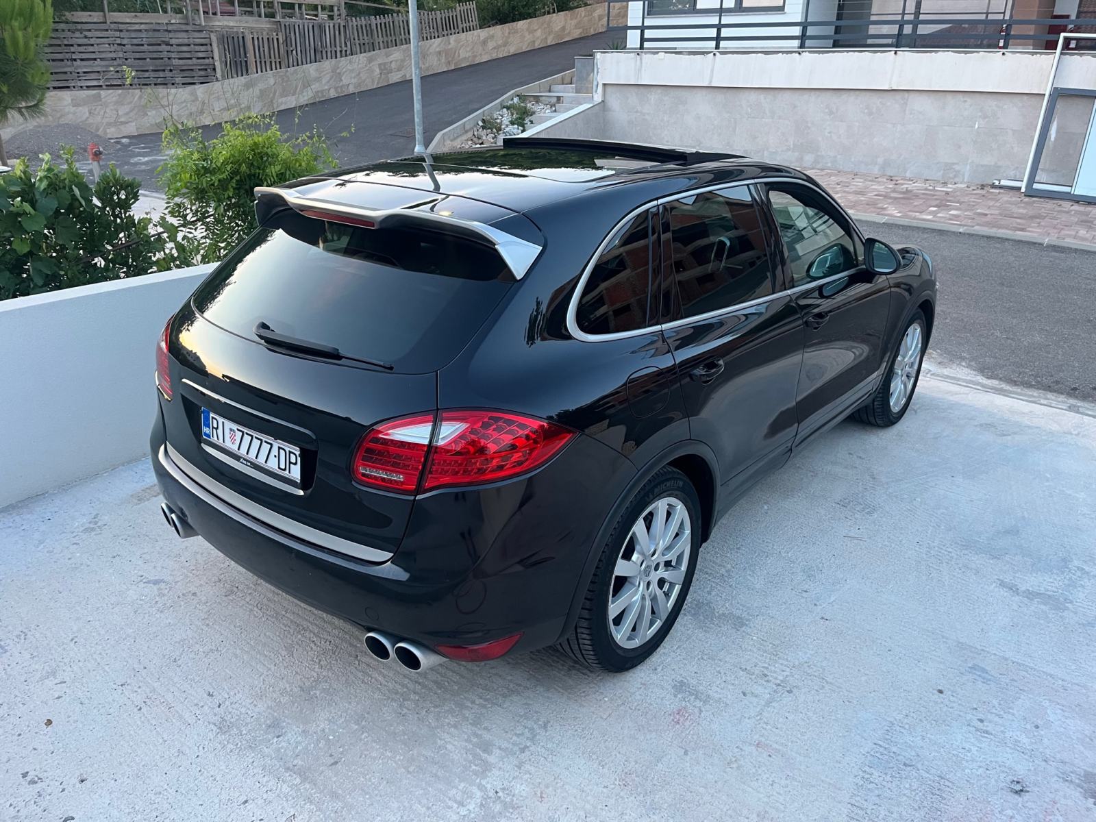 Porsche Cayenne 3,0 V6 TDI , PLATINUM EDITION , full ,4 nove zimske, fotografija 17