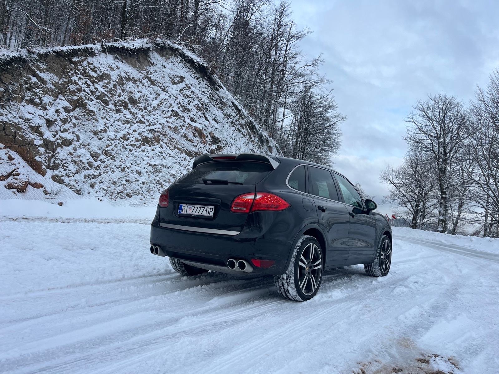 Porsche Cayenne 3,0 V6 TDI , PLATINUM EDITION , full ,4 nove zimske, fotografija 19
