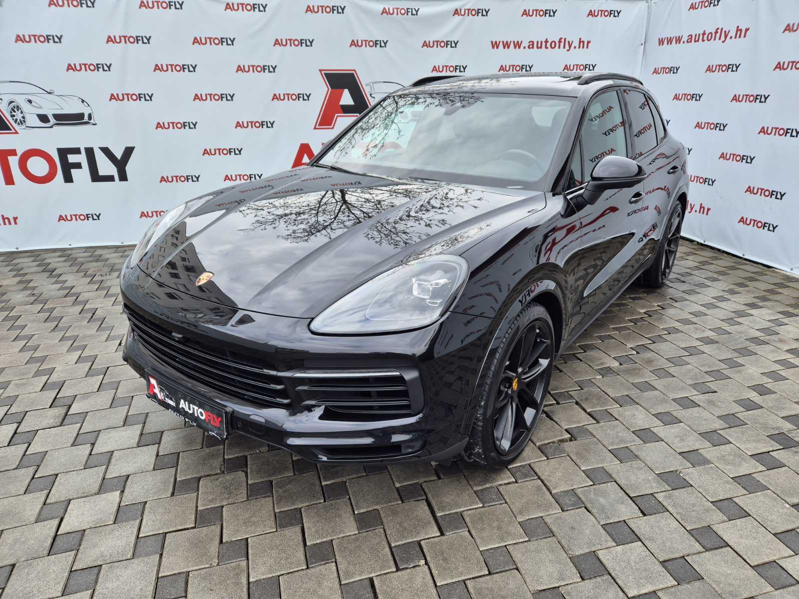 Porsche Cayenne S, 440ks, Matrix, 360°, BOSE, Pano, Zračni ovjes, 22", fotografija 3