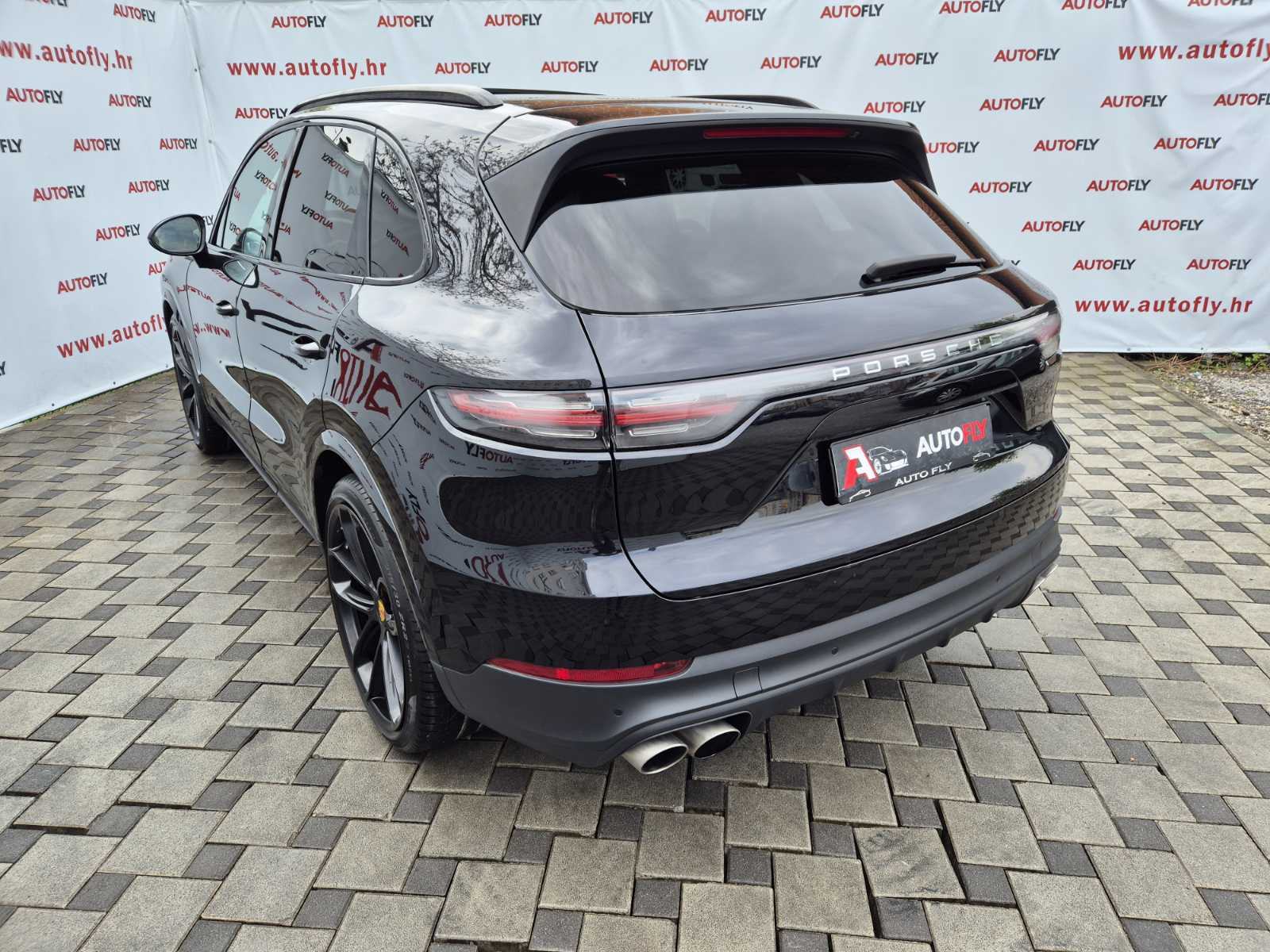 Porsche Cayenne S, 440ks, Matrix, 360°, BOSE, Pano, Zračni ovjes, 22", fotografija 6