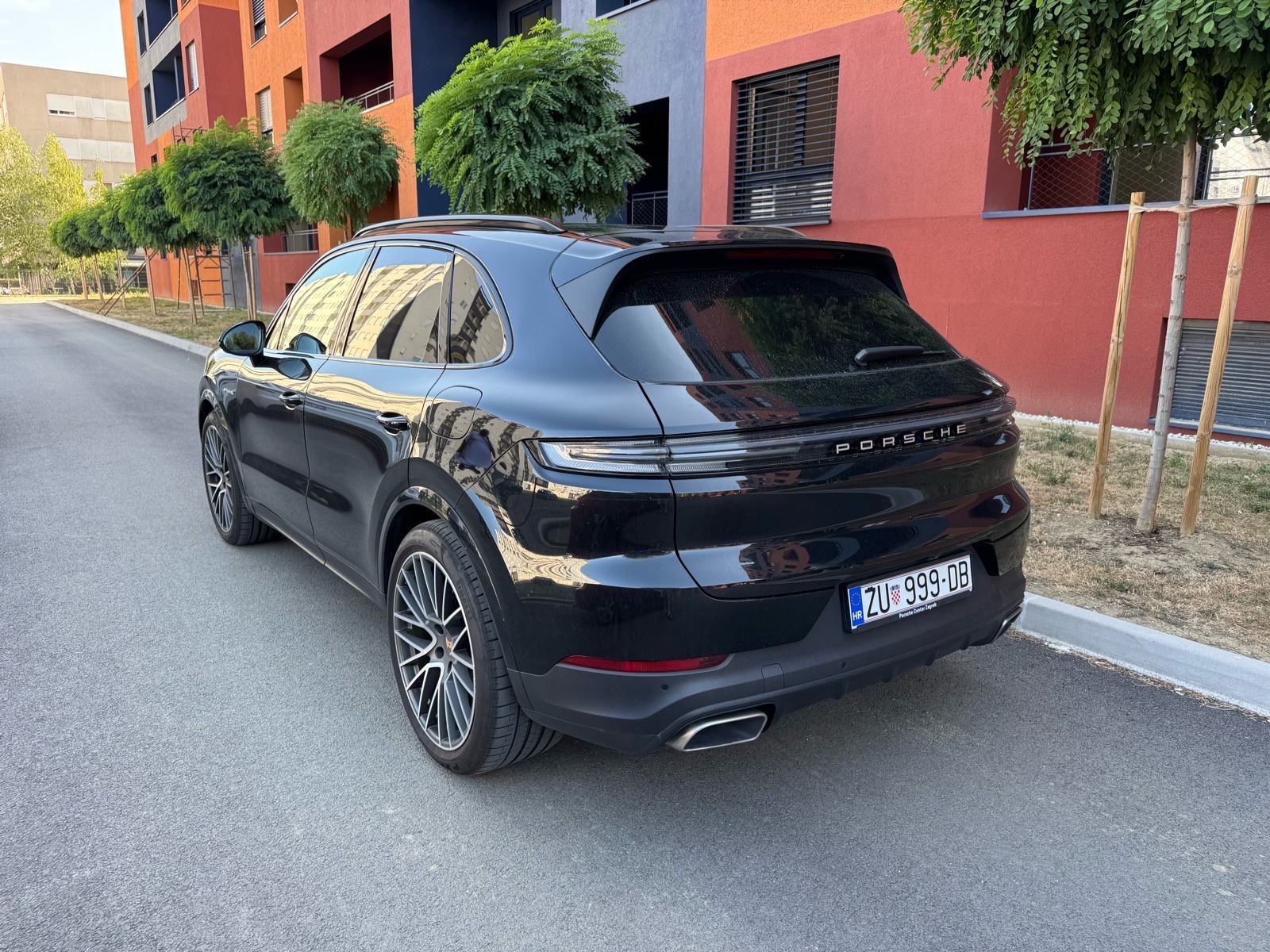 Porsche Cayenne E-hybrid Sport Chrono, fotografija 3