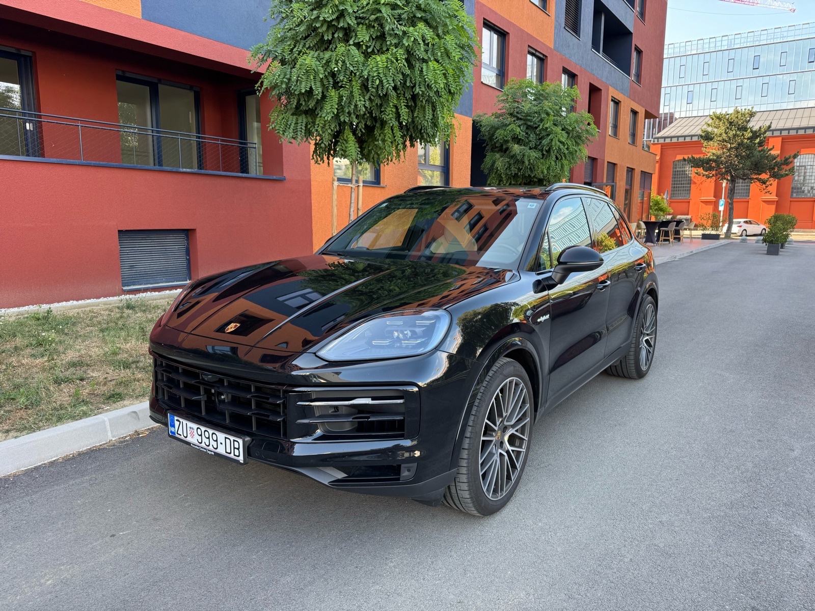 Porsche Cayenne E-hybrid Sport Chrono, fotografija 7