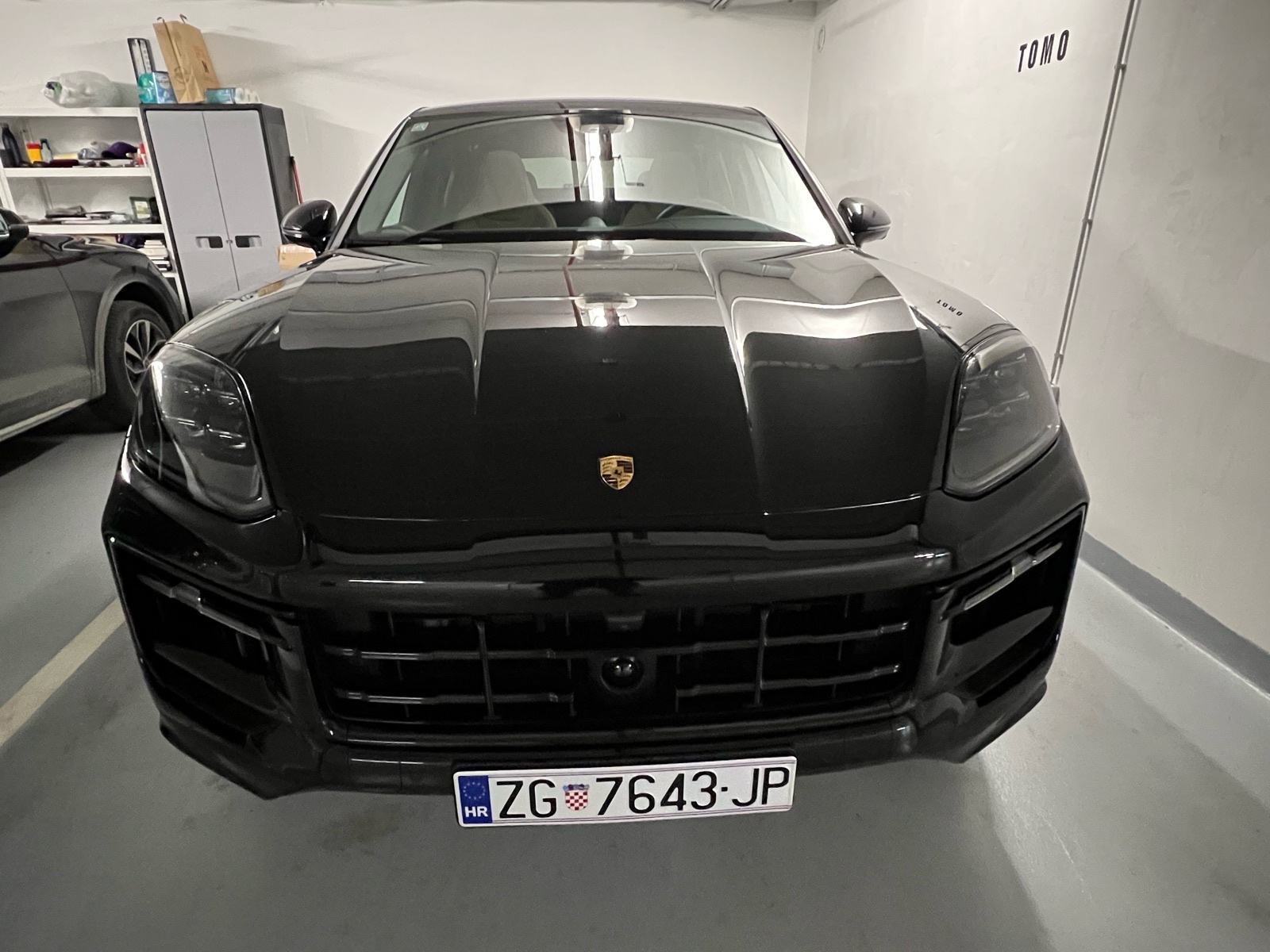 Porsche Cayenne Coupe E-hybrid 2024 u PDV-u 470KS, fotografija 3